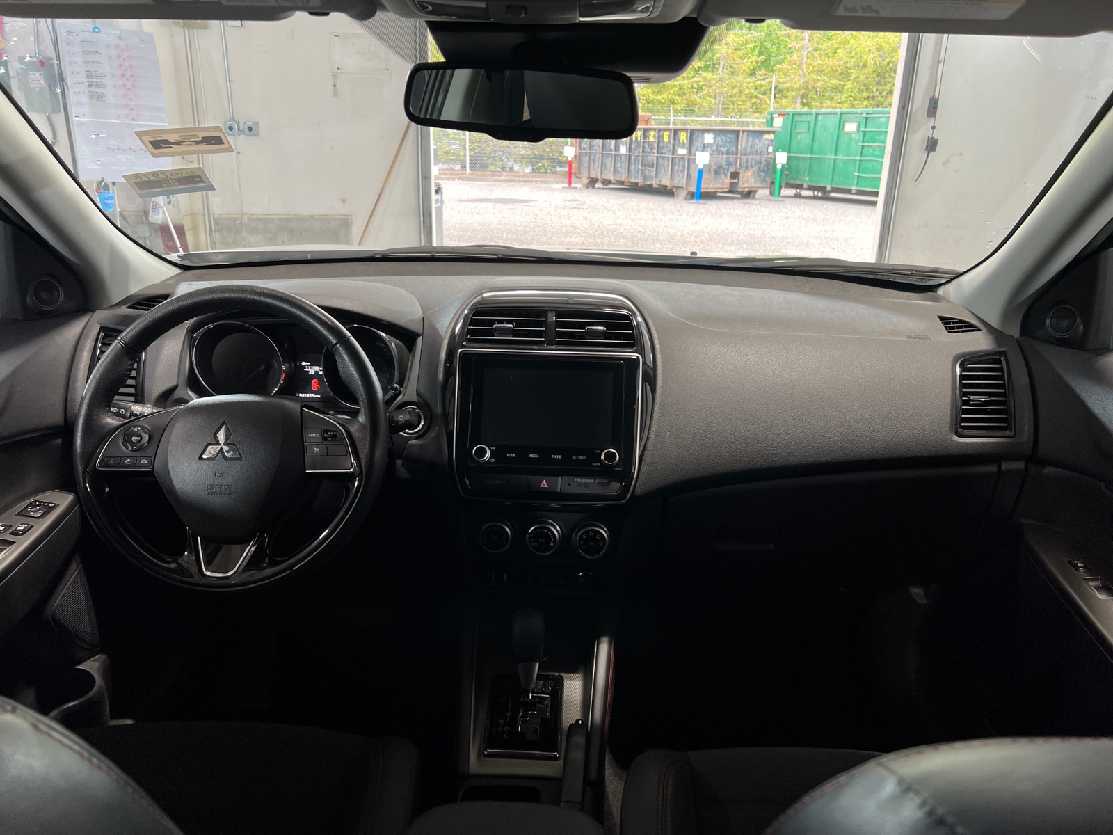 Thumbnail: 2024 Mitsubishi Outlander Sport - 2