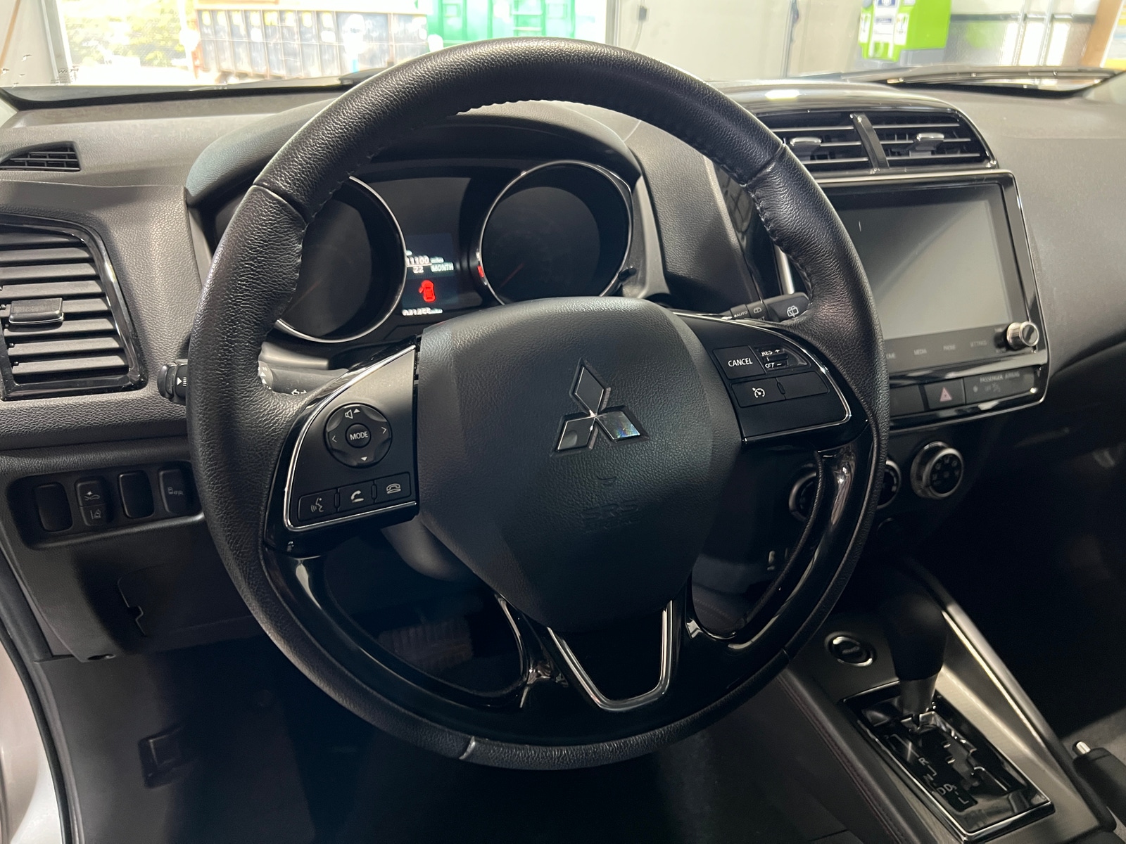 Thumbnail: 2024 Mitsubishi Outlander Sport - 4