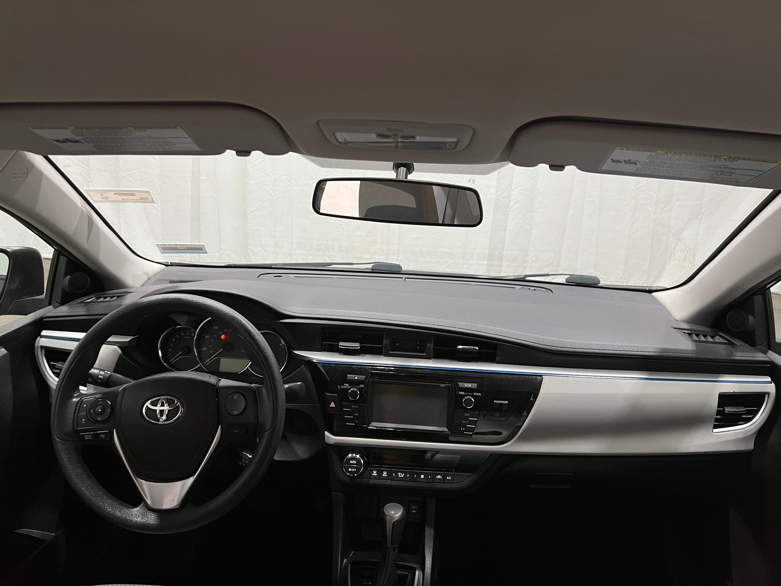 Thumbnail: 2014 Toyota Corolla - 3