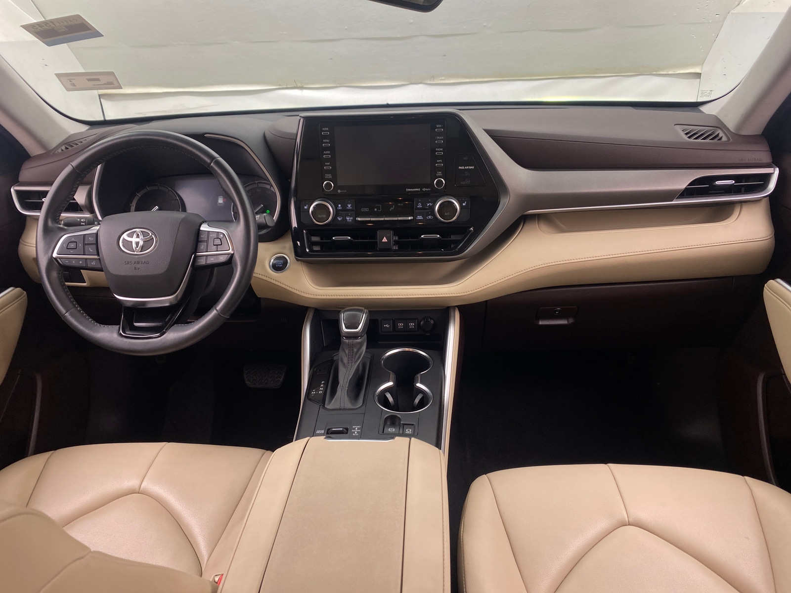 Thumbnail: 2021 Toyota Highlander - 2
