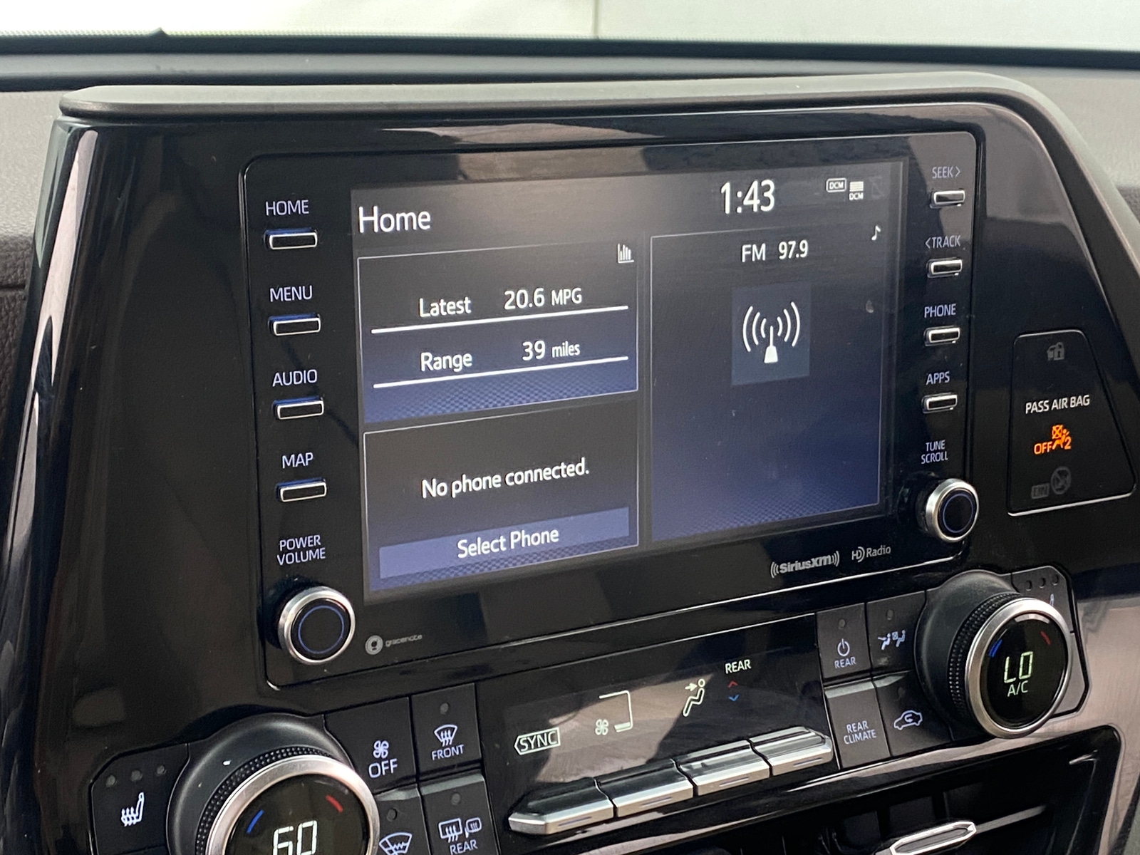 Thumbnail: 2021 Toyota Highlander - 3