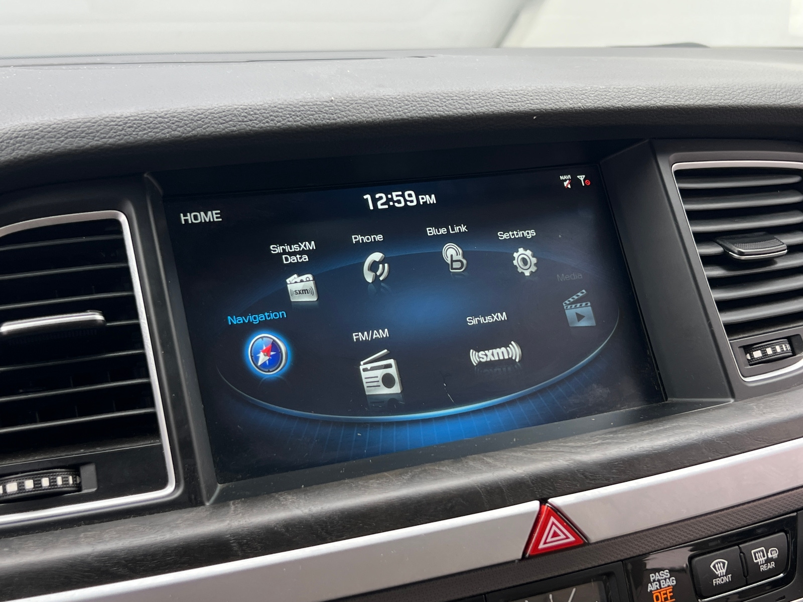 Thumbnail: 2015 Hyundai Genesis - 3