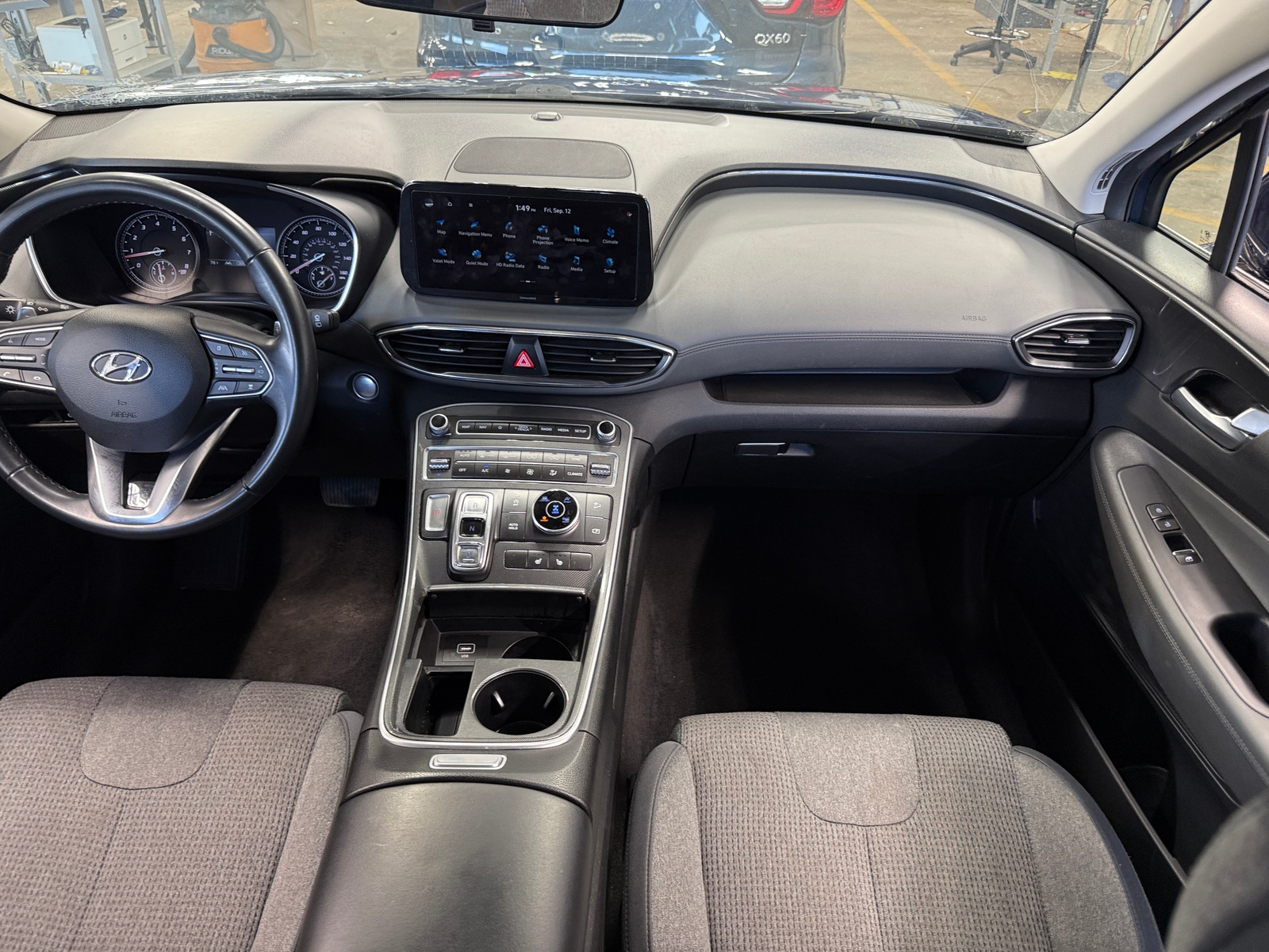 Thumbnail: 2023 Hyundai Santa Fe - 3