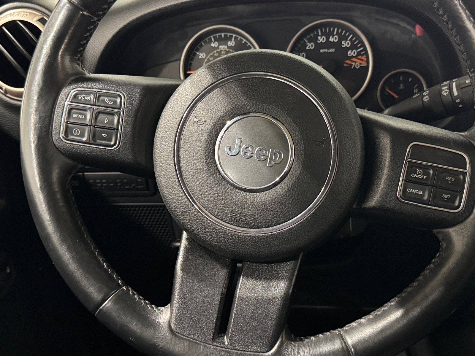 Thumbnail: 2016 Jeep Wrangler - 5