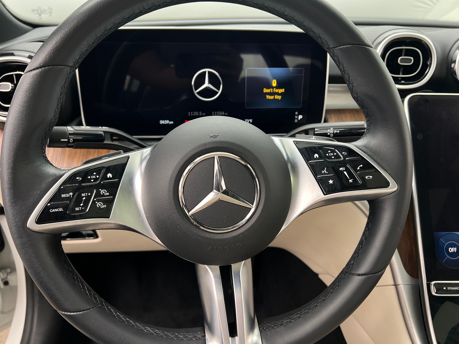 Thumbnail: 2024 Mercedes-Benz C-Class - 4