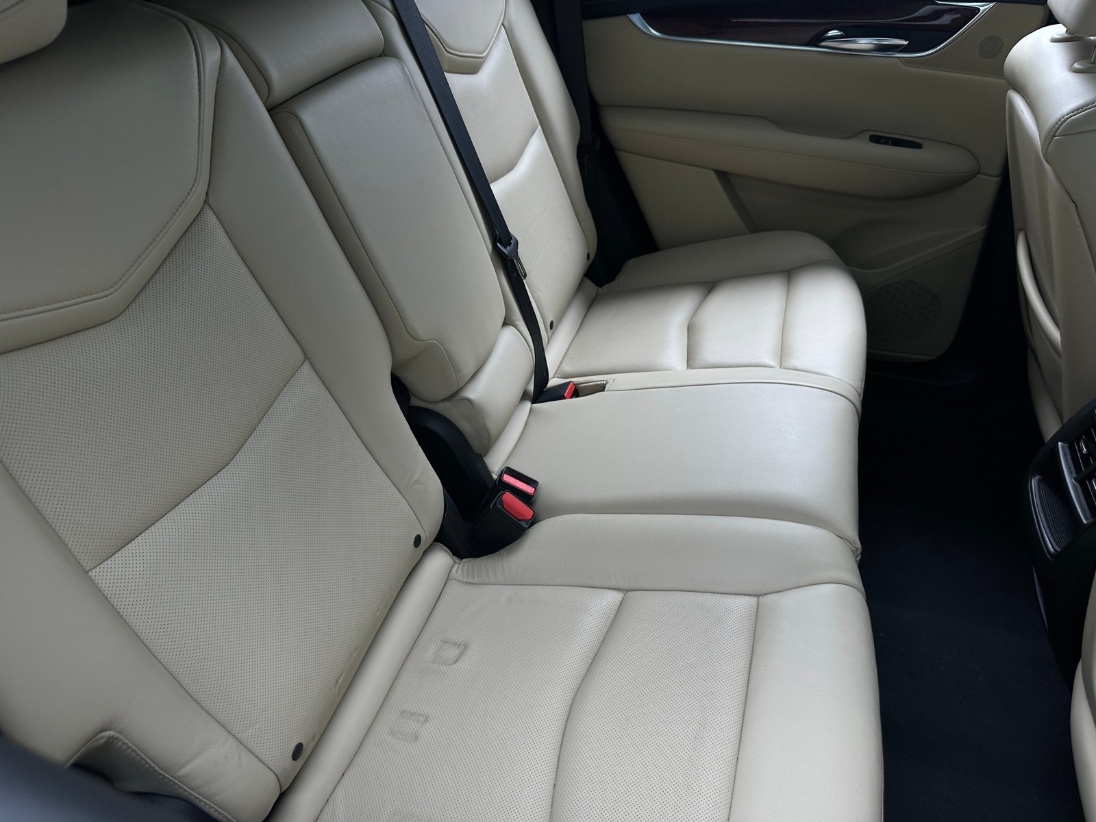 Thumbnail: 2017 Cadillac XT5 - 5