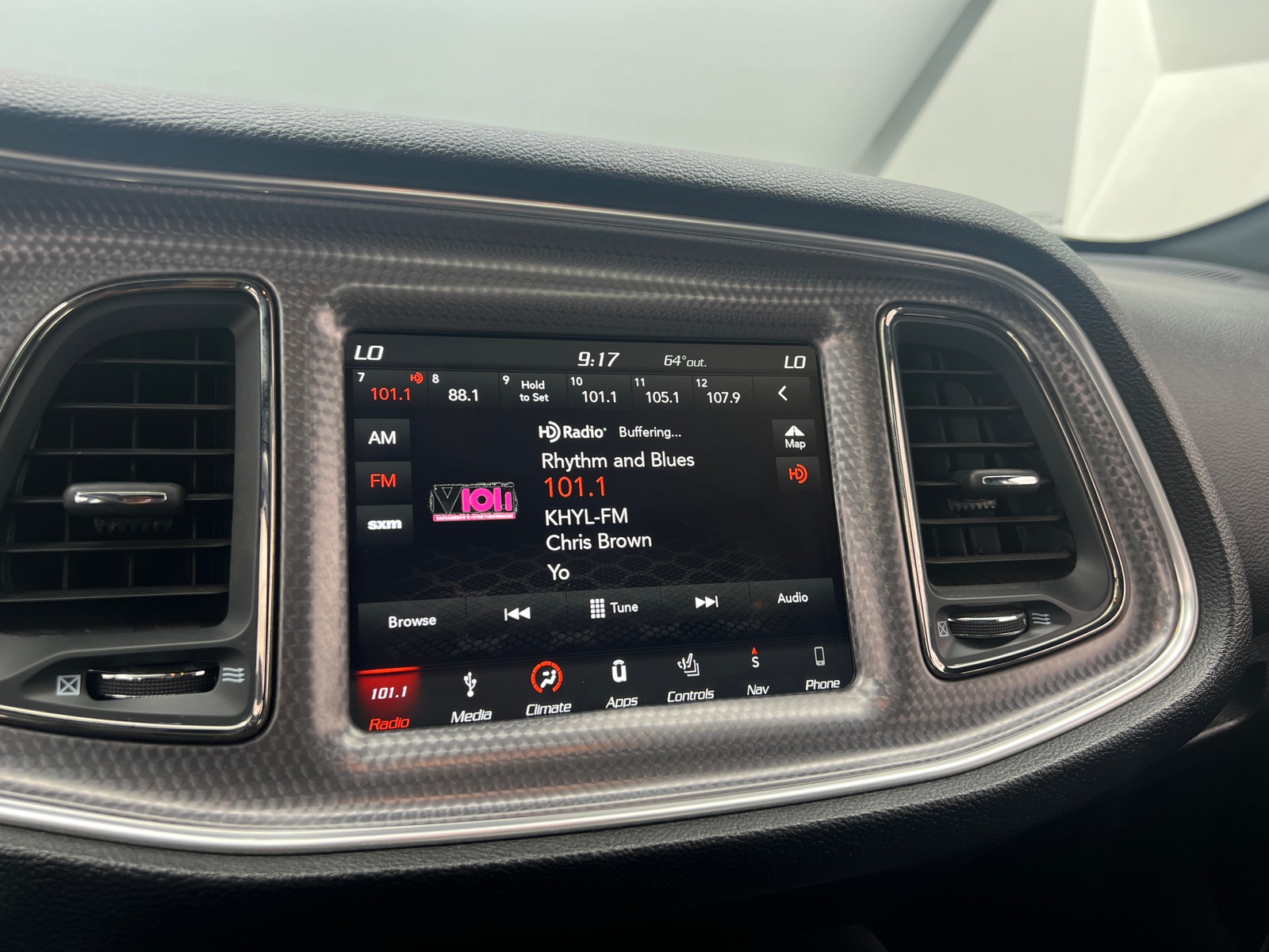 Thumbnail: 2019 Dodge Challenger - 3