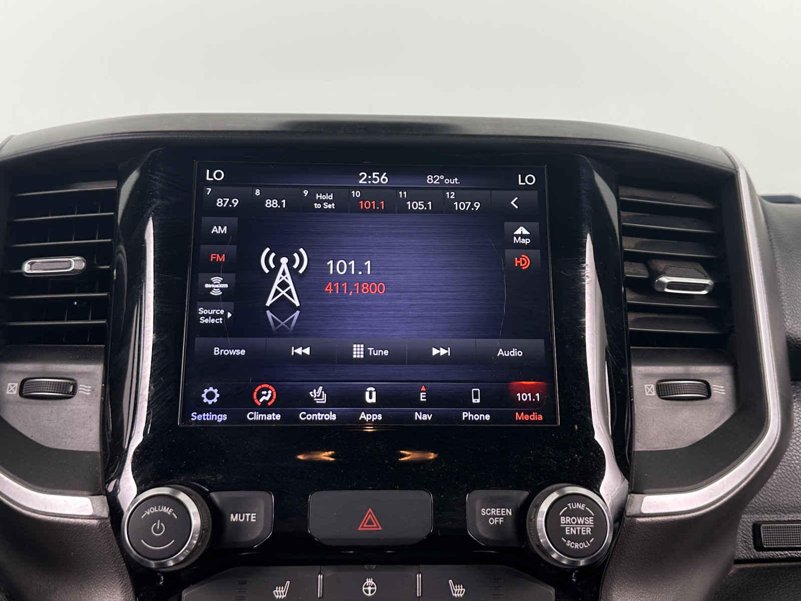 Thumbnail: 2020 RAM 1500 - 4