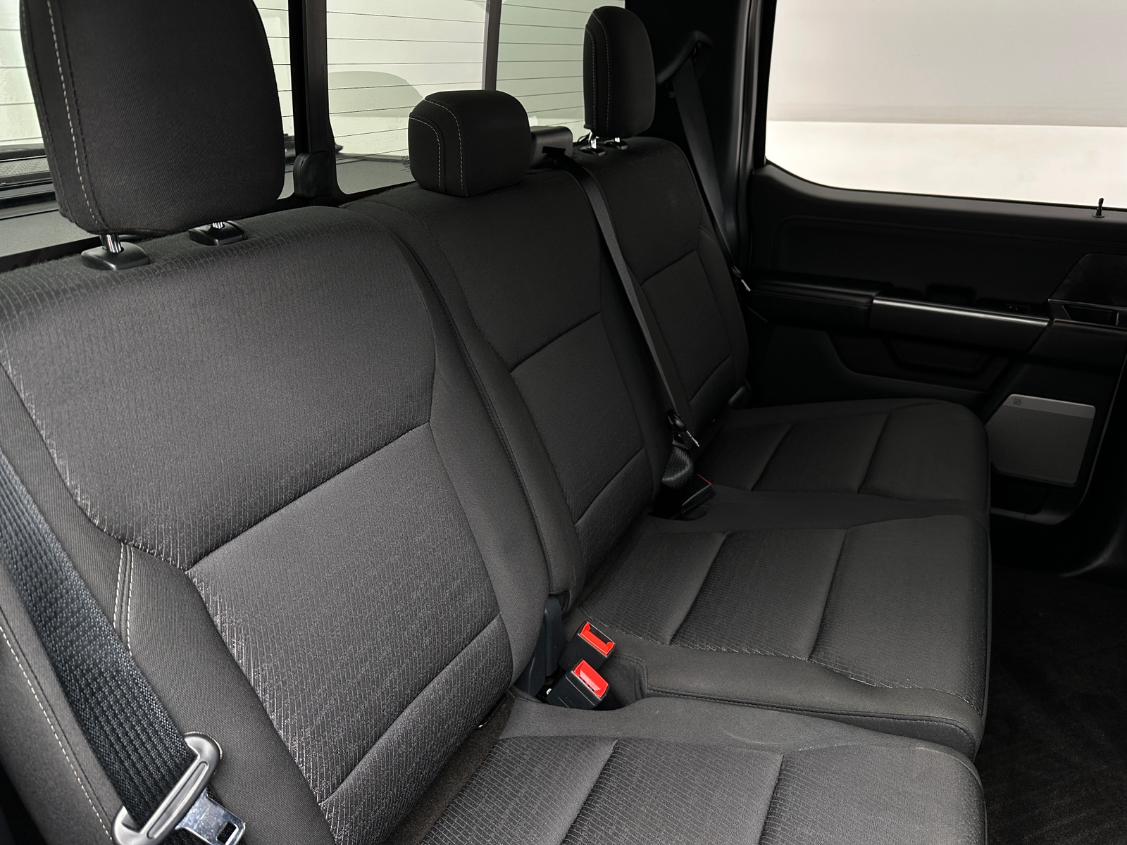 Thumbnail: 2021 Ford Econoline - 6