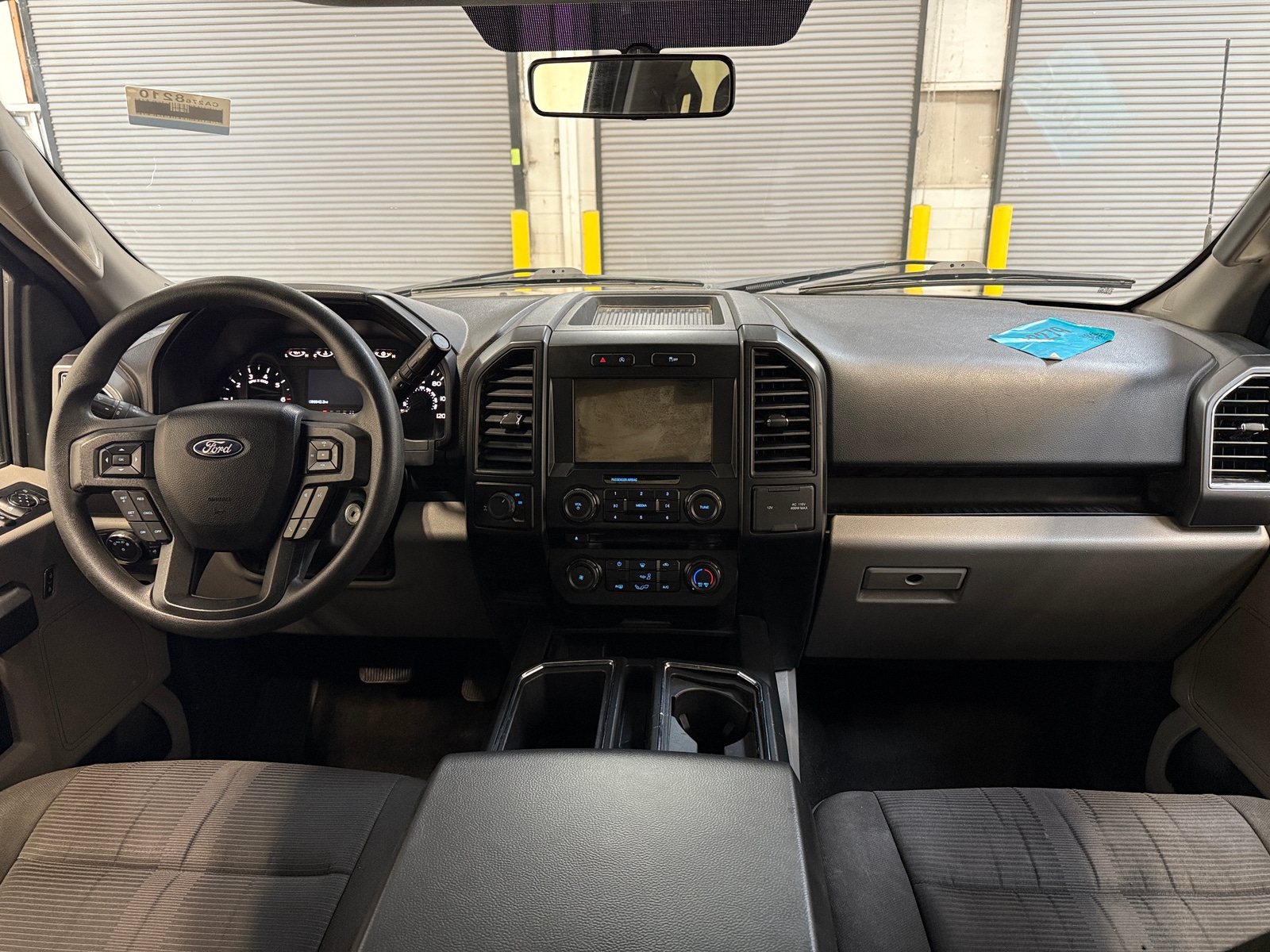 Thumbnail: 2018 Ford Econoline - 3