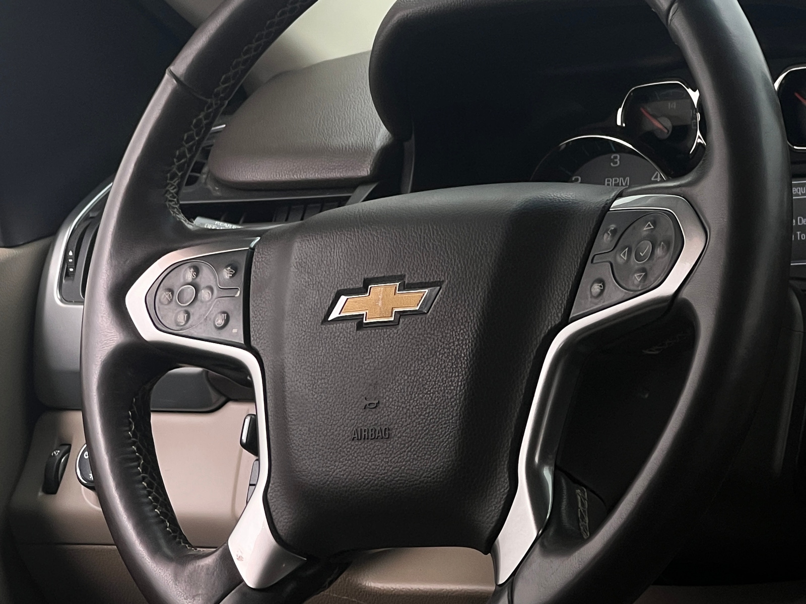 Thumbnail: 2018 Chevrolet Tahoe - 4