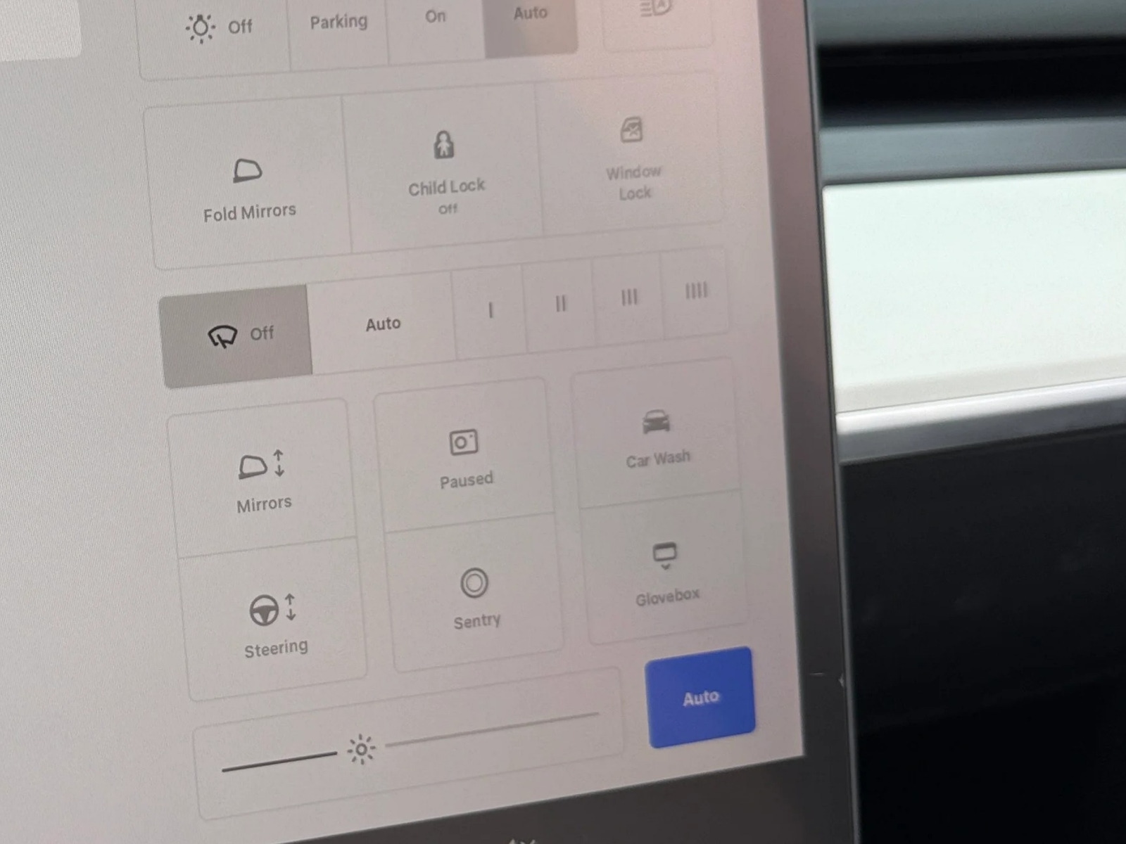 Thumbnail: 2023 Tesla Model Y - 4