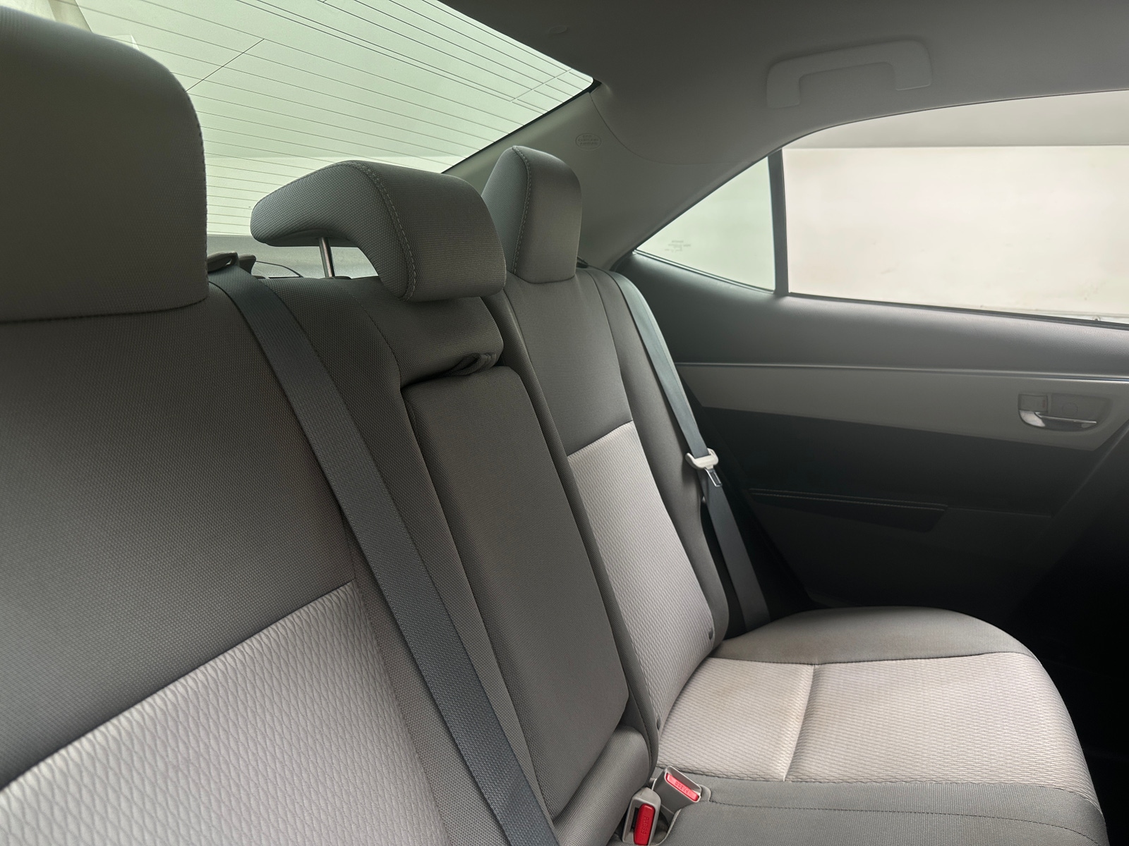 Thumbnail: 2015 Toyota Corolla - 6