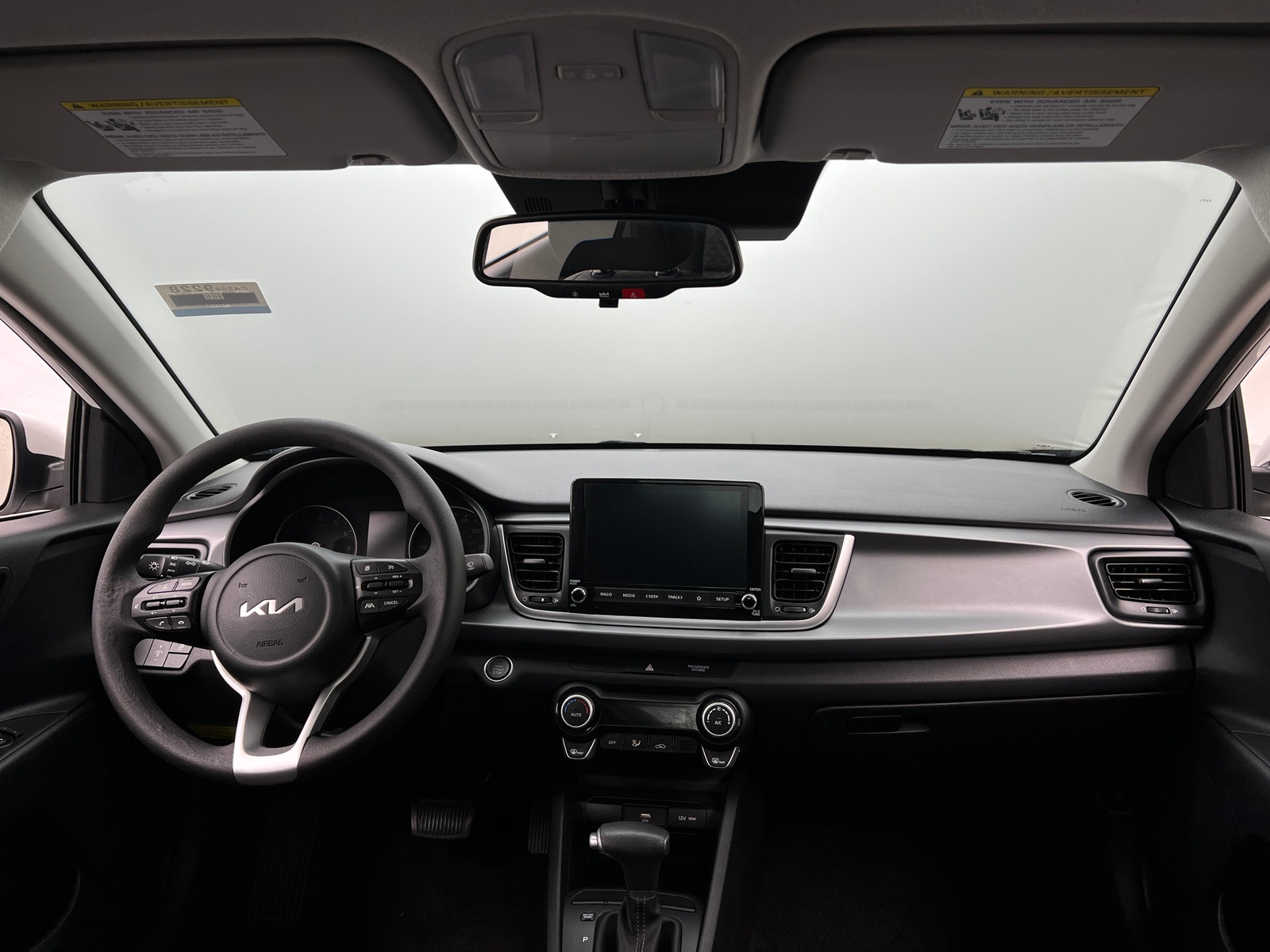 Thumbnail: 2023 Kia Rio - 3