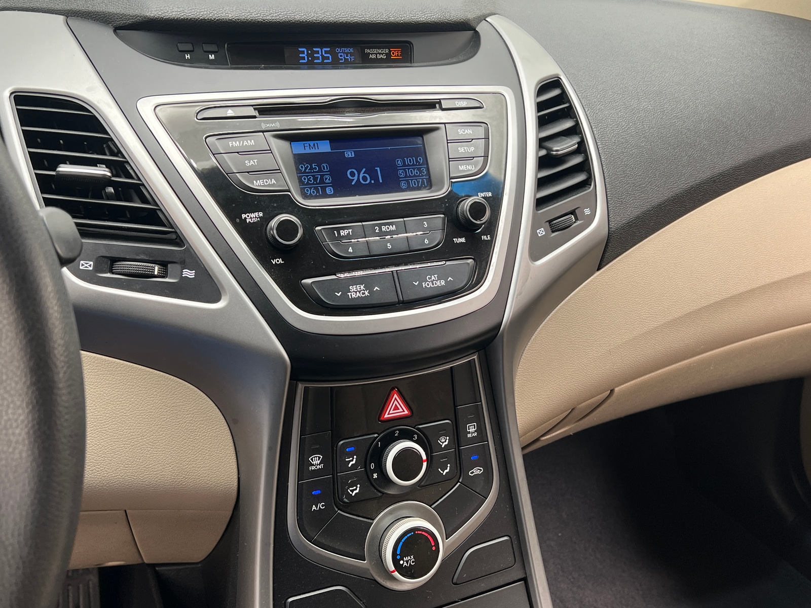 Thumbnail: 2016 Hyundai Elantra - 4
