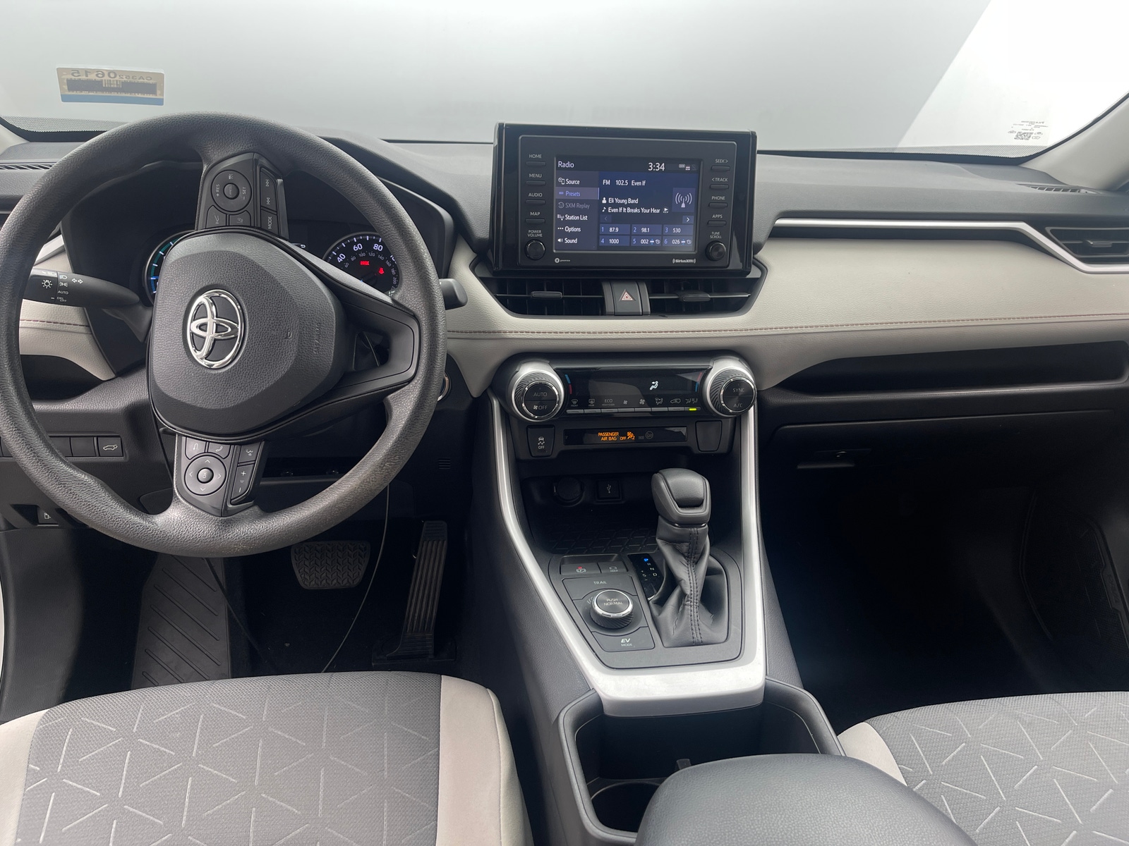 Thumbnail: 2022 Toyota RAV4 - 3
