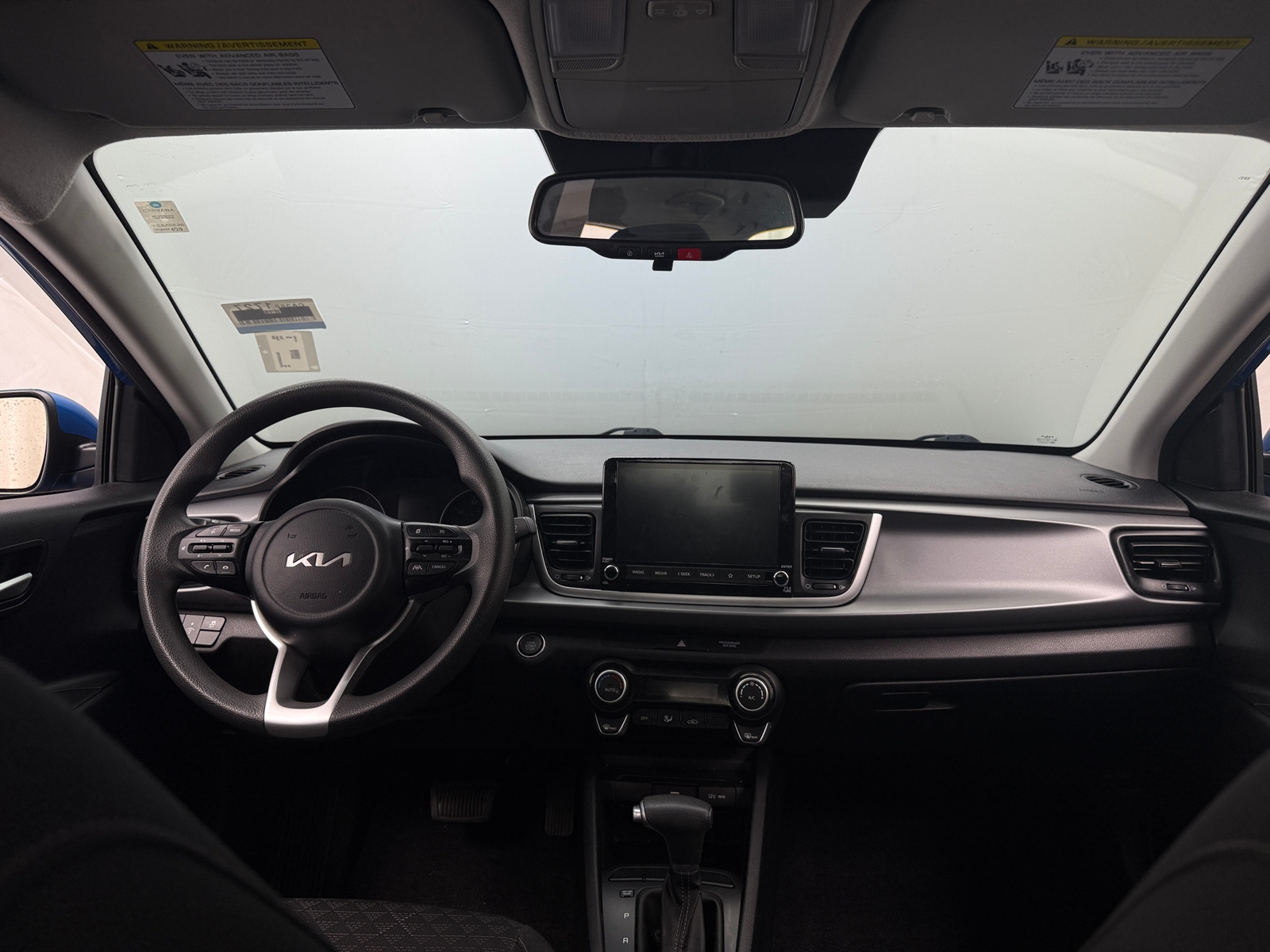 Thumbnail: 2023 Kia Rio - 3