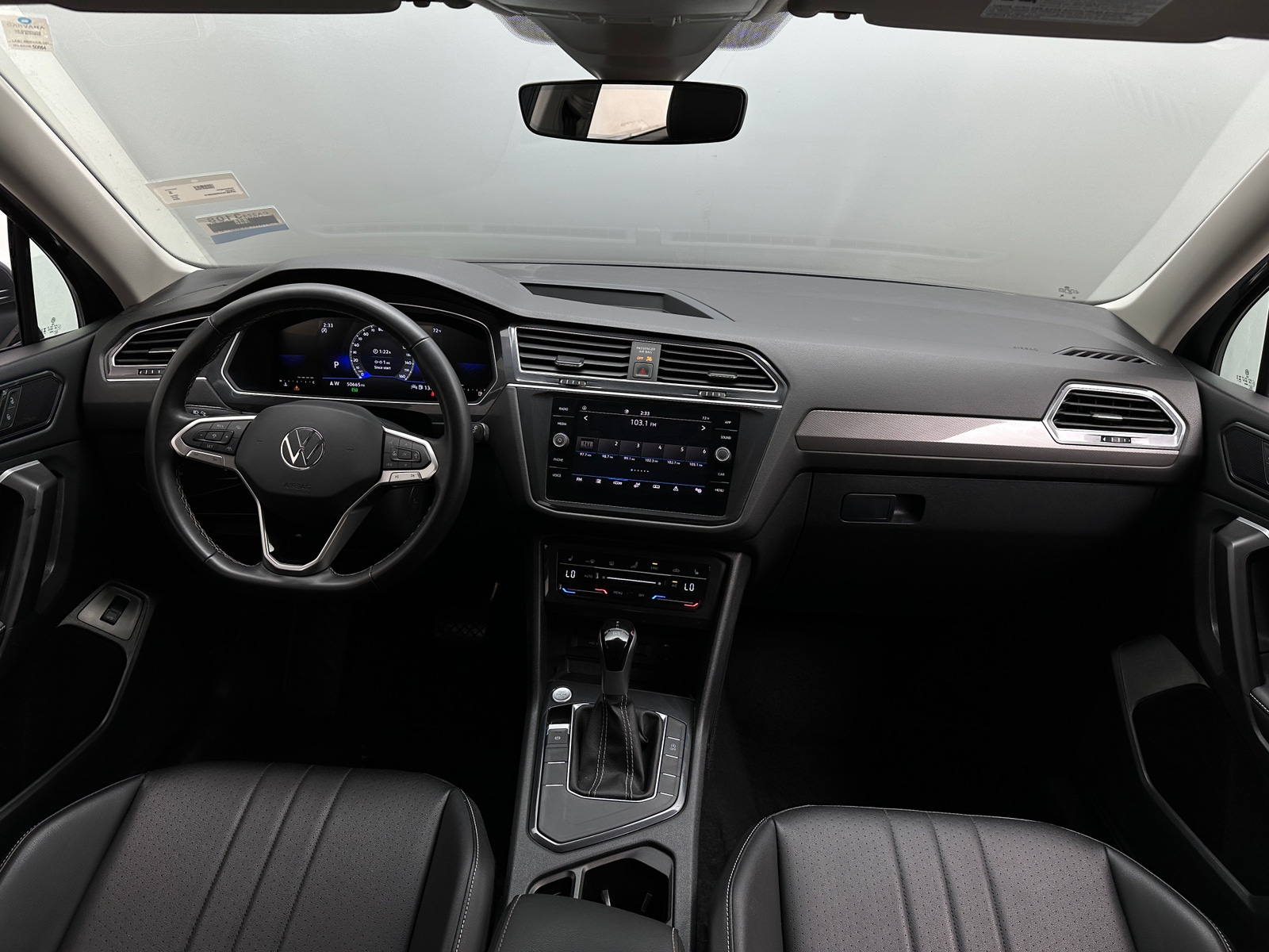 Thumbnail: 2024 Volkswagen Tiguan - 2