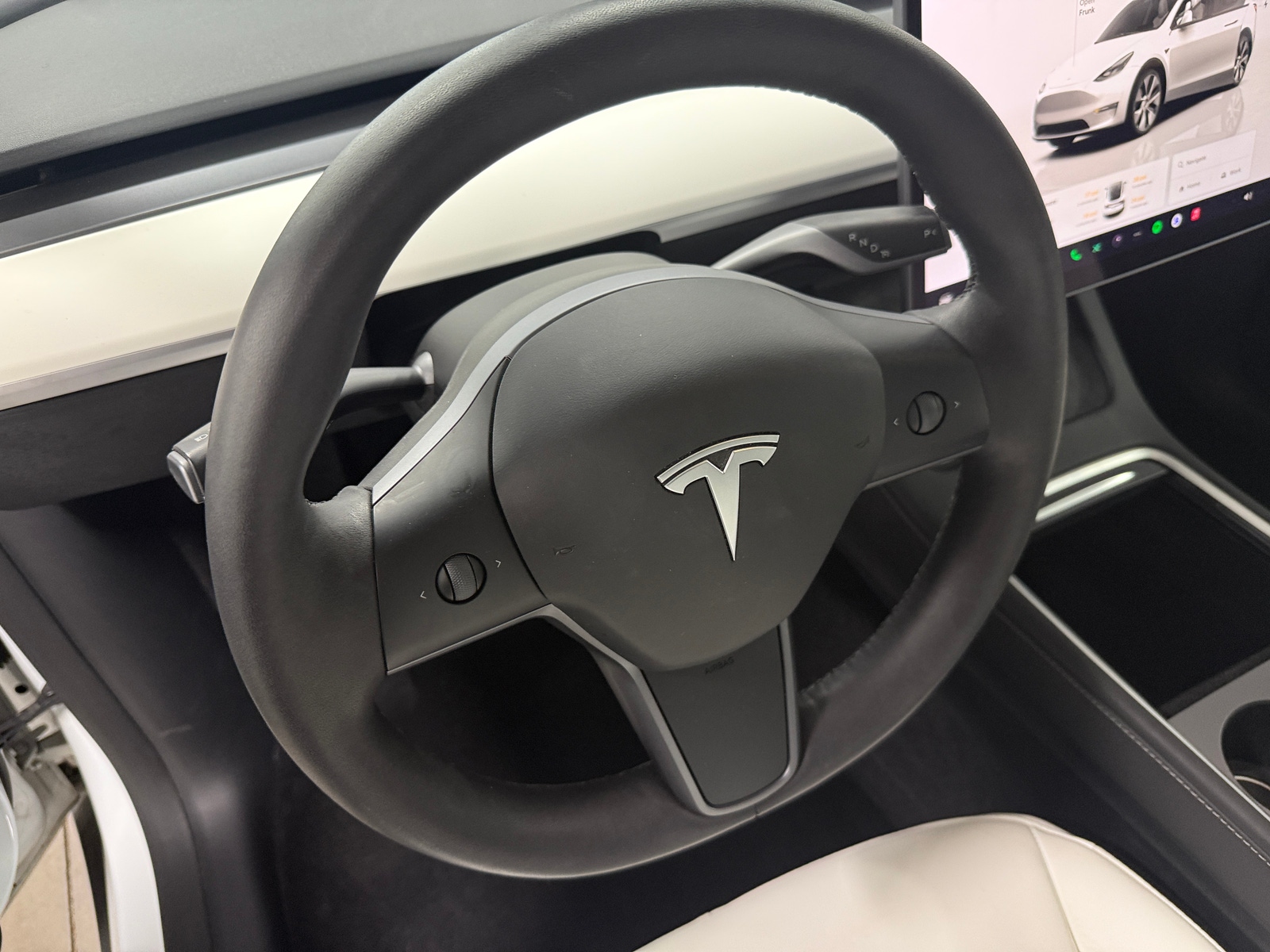 Thumbnail: 2023 Tesla Model Y - 4