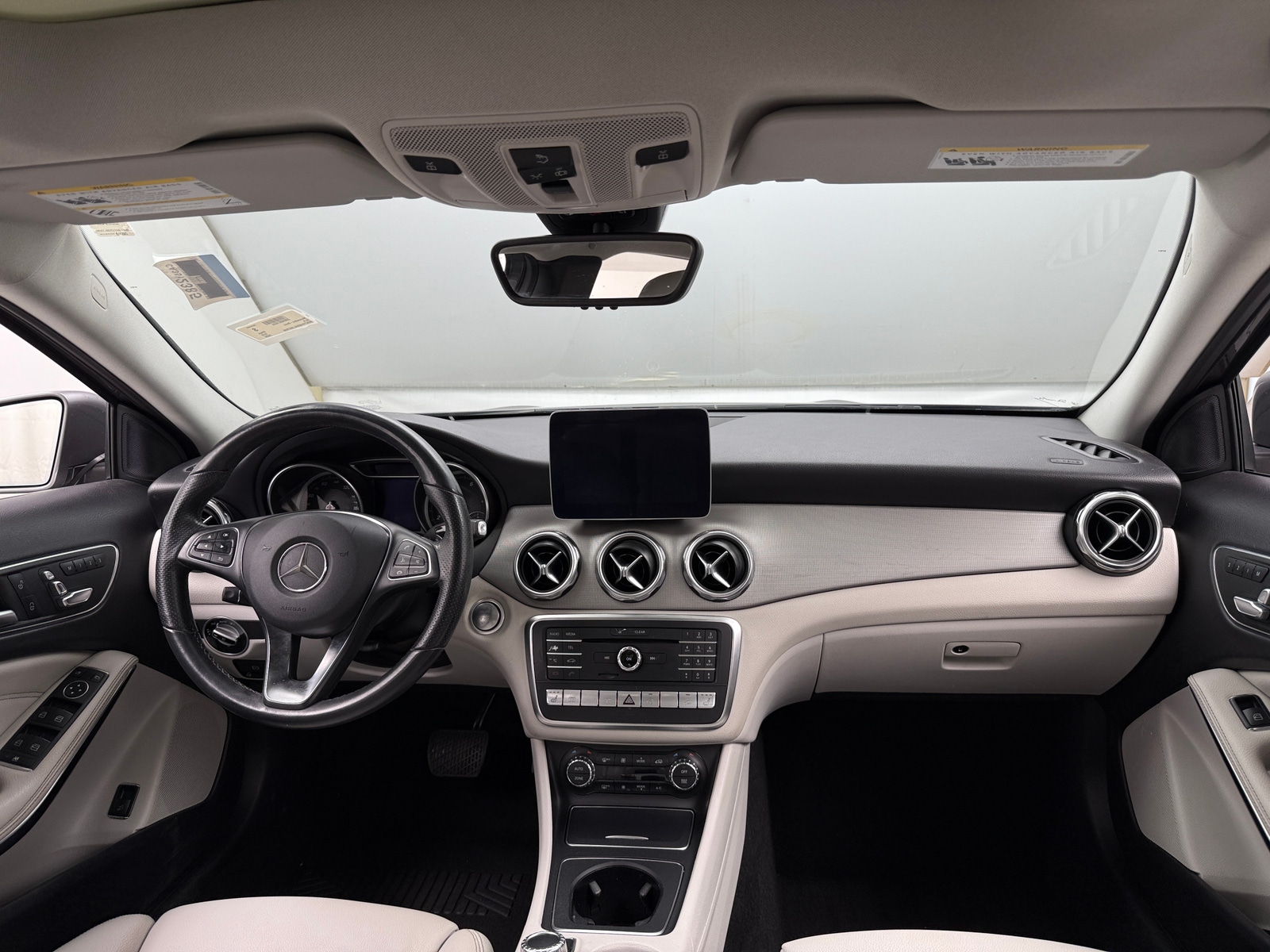 Thumbnail: 2020 Mercedes-Benz GLA - 2