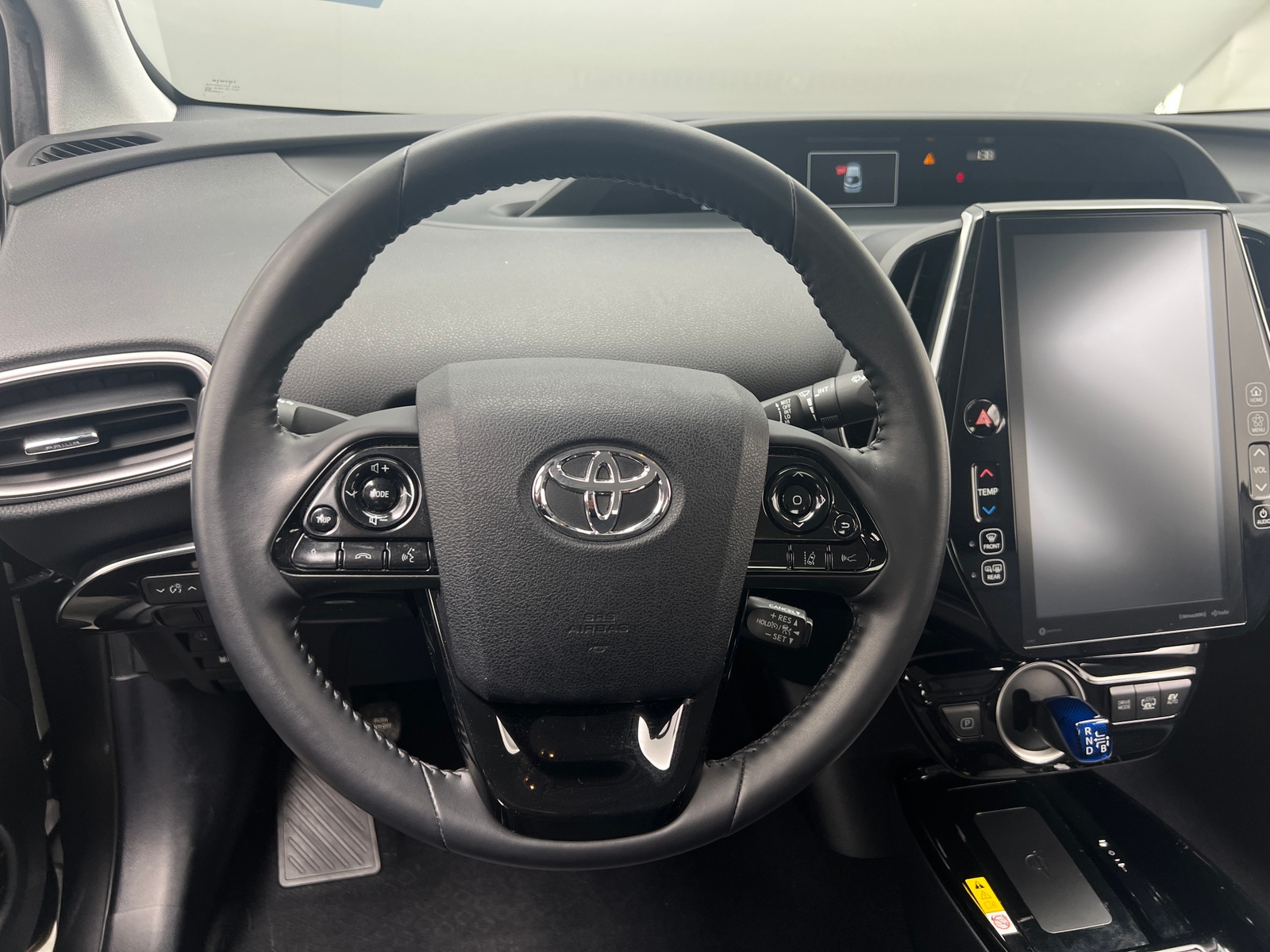Thumbnail: 2021 Toyota Prius Prime - 4