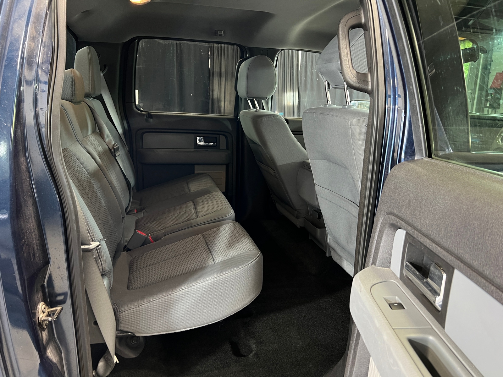 Thumbnail: 2013 Ford Econoline - 6