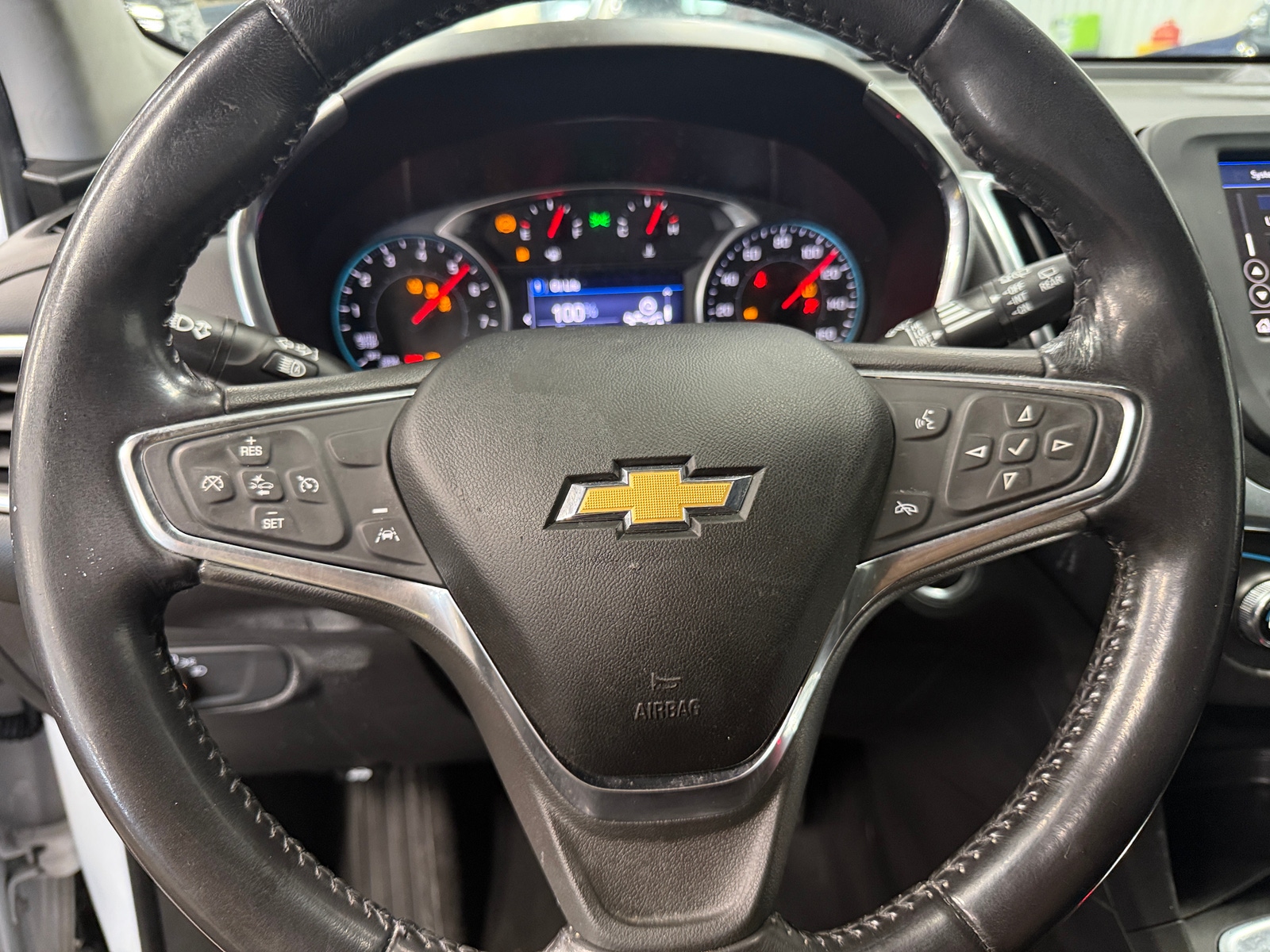 Thumbnail: 2022 Chevrolet Equinox - 5