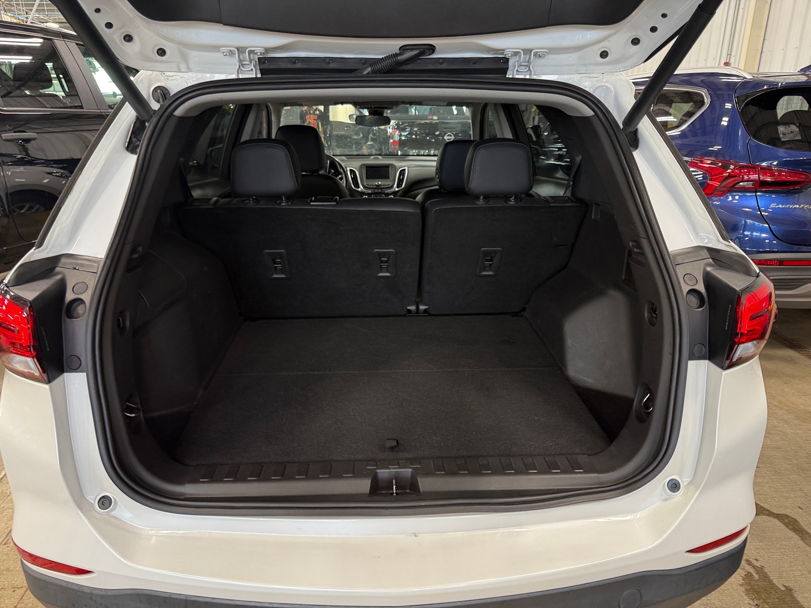 Thumbnail: 2022 Chevrolet Equinox - 7