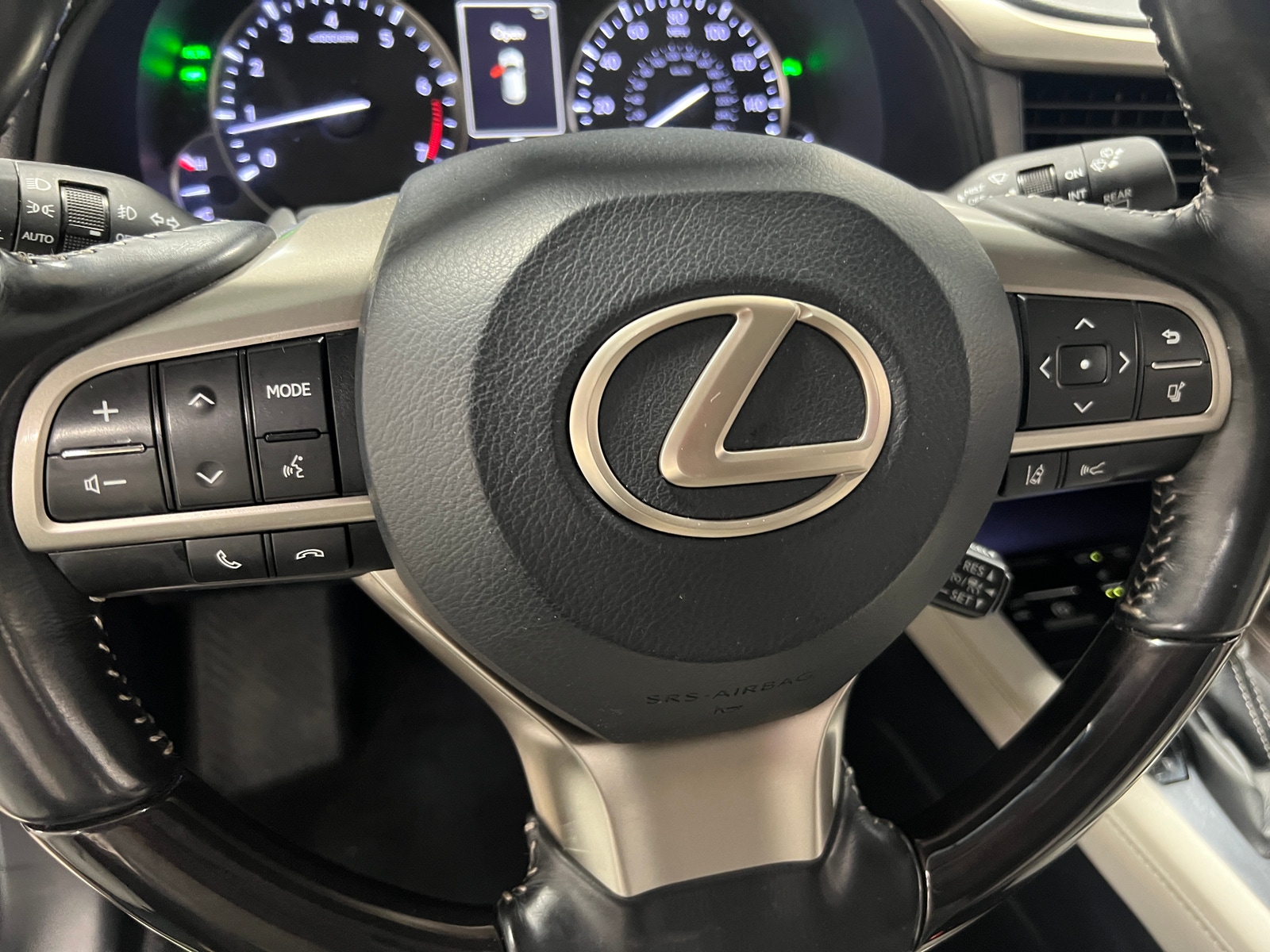 Thumbnail: 2018 Lexus RX - 5