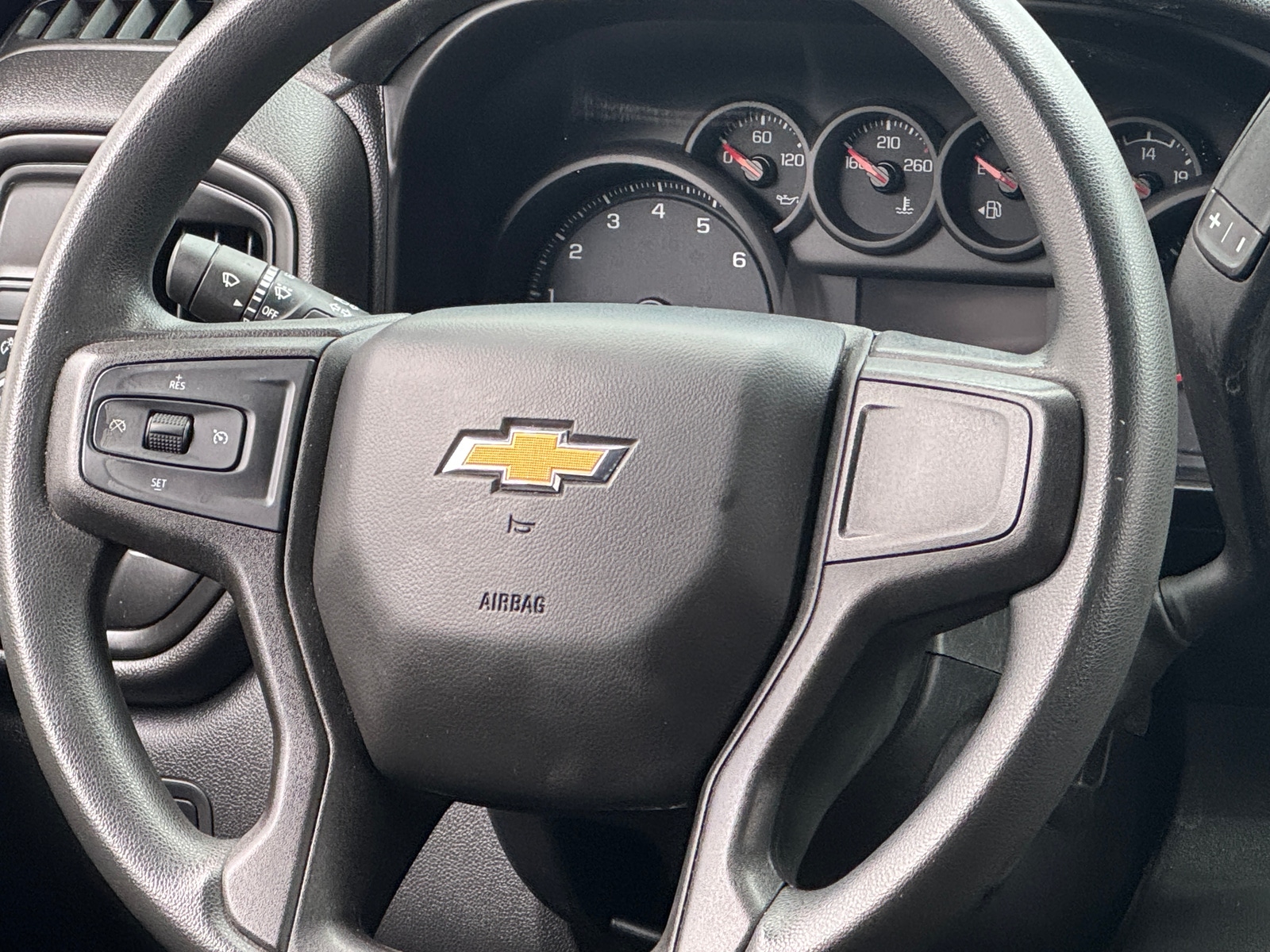 Thumbnail: 2020 Chevrolet Silverado 1500 - 5