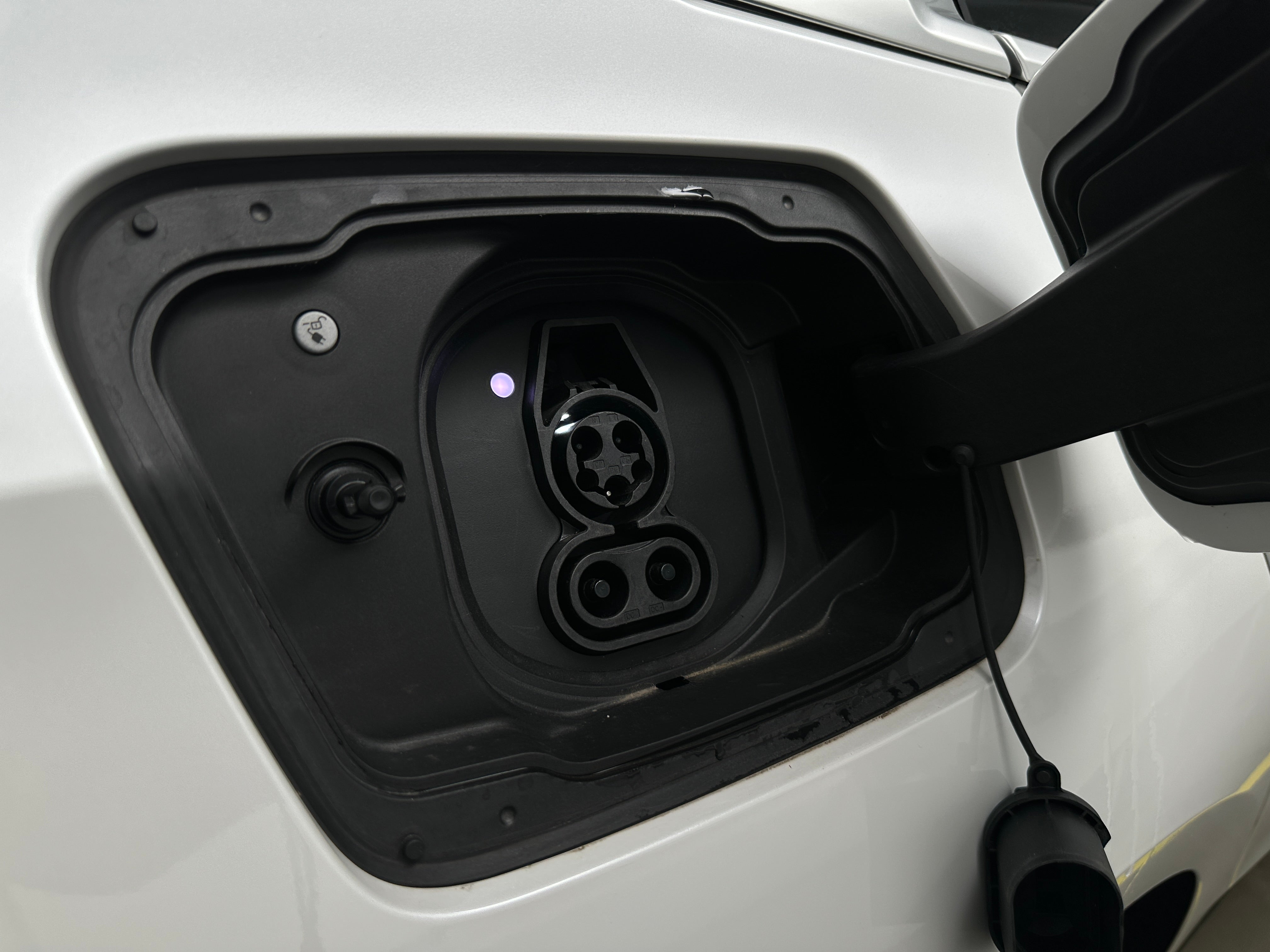 Used 2025 BMW i5 40 with VIN WBY13HG04SCT65779 for sale in Oak Creek, WI