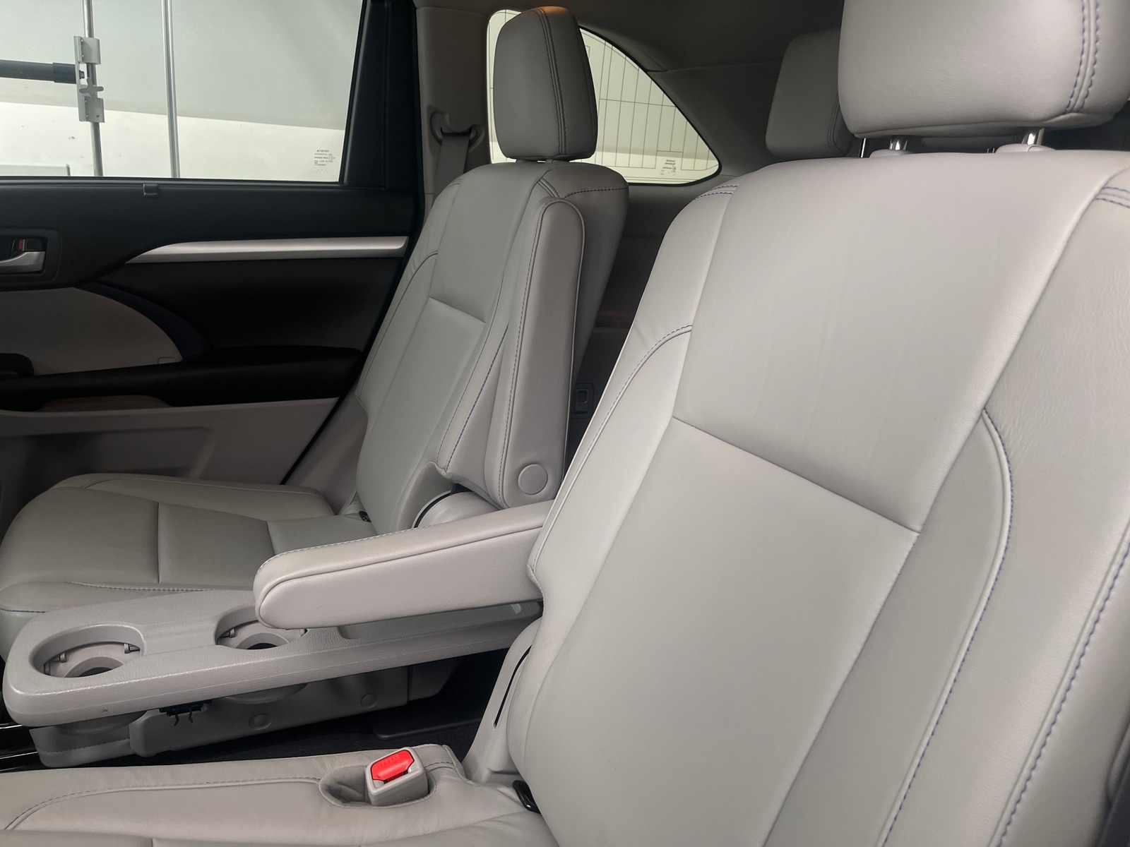 Thumbnail: 2018 Toyota Highlander - 5