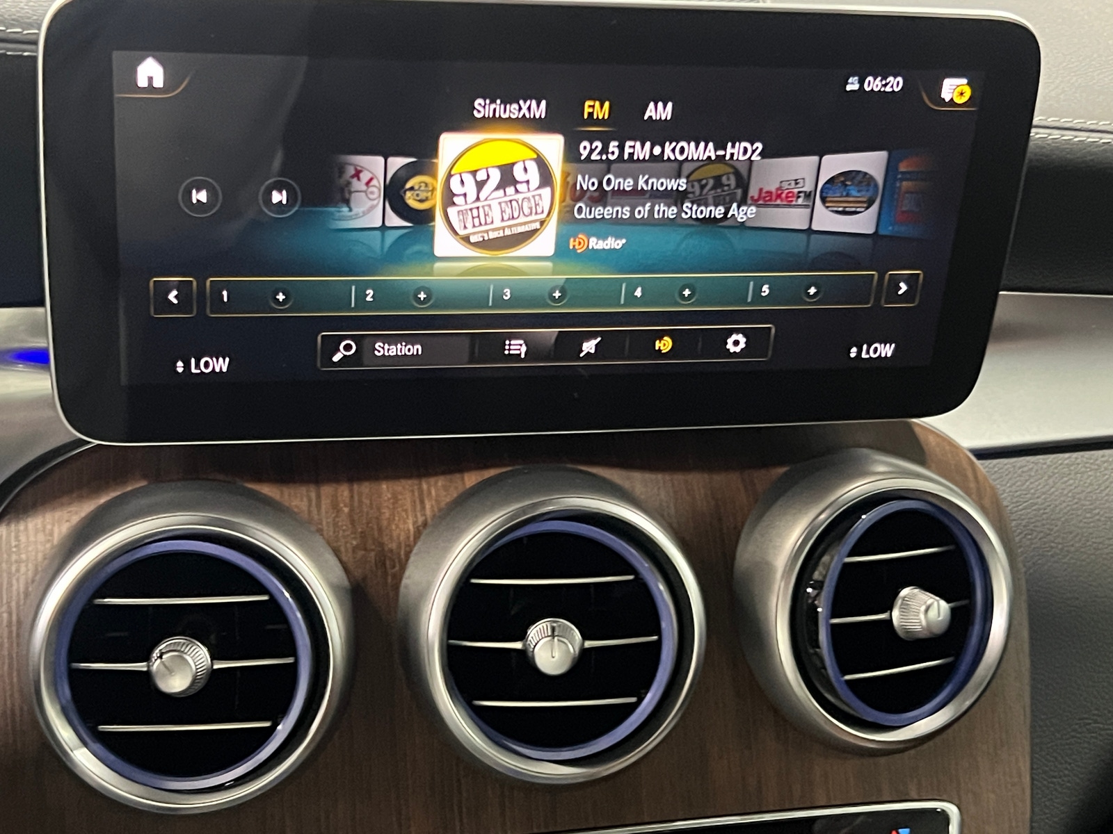 Thumbnail: 2020 Mercedes-Benz GLC - 3