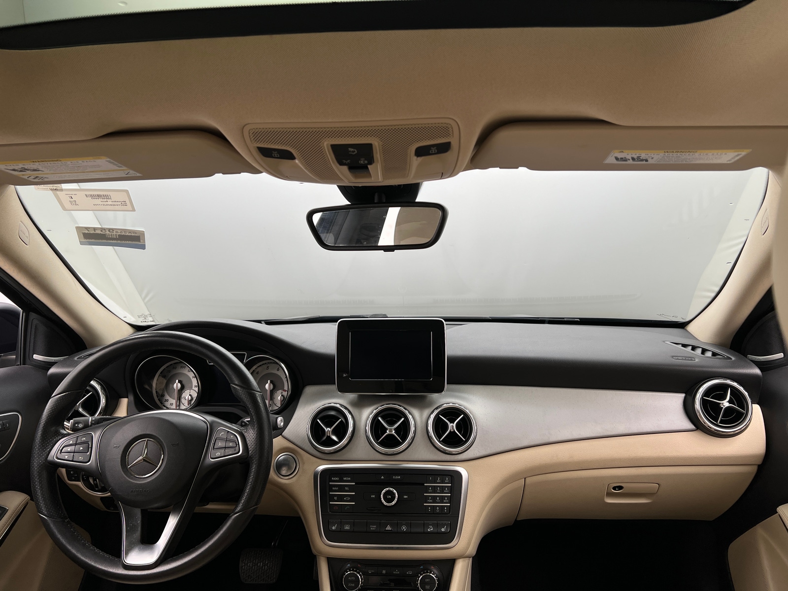Thumbnail: 2017 Mercedes-Benz GLA - 2