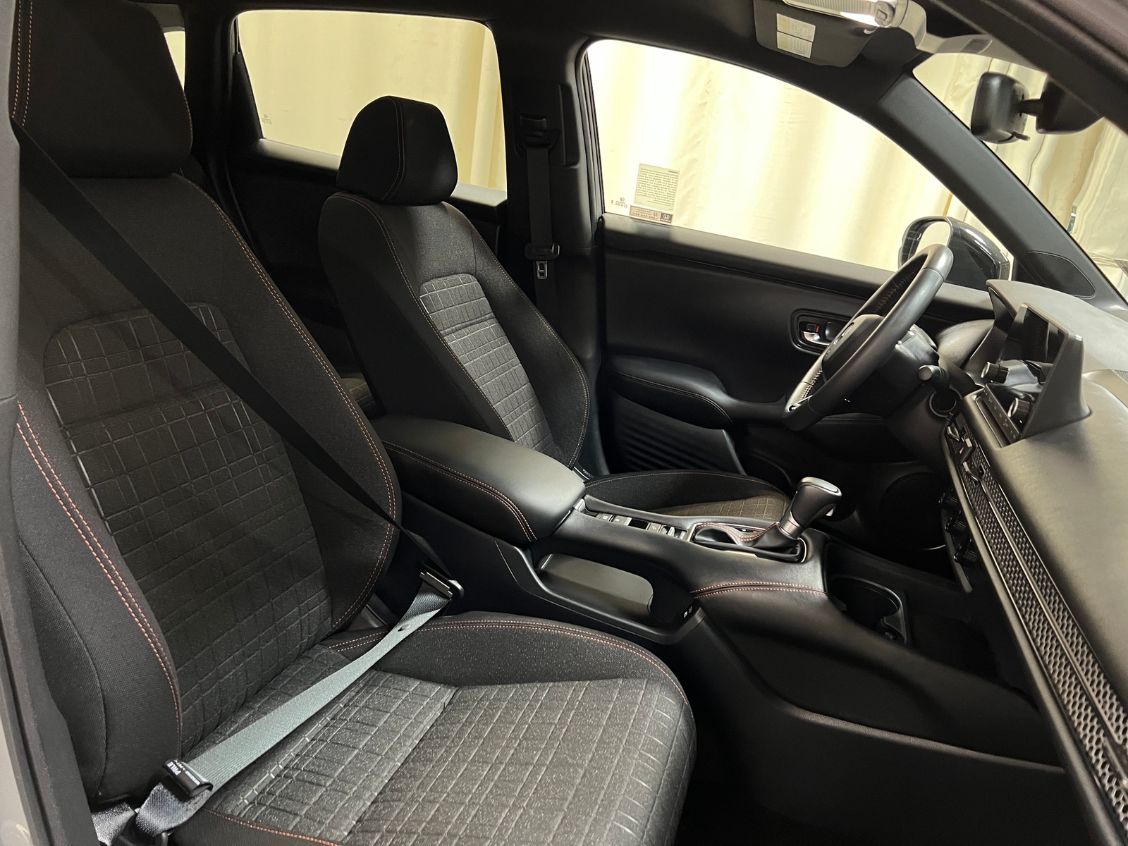 Thumbnail: 2024 Honda HR-V - 2