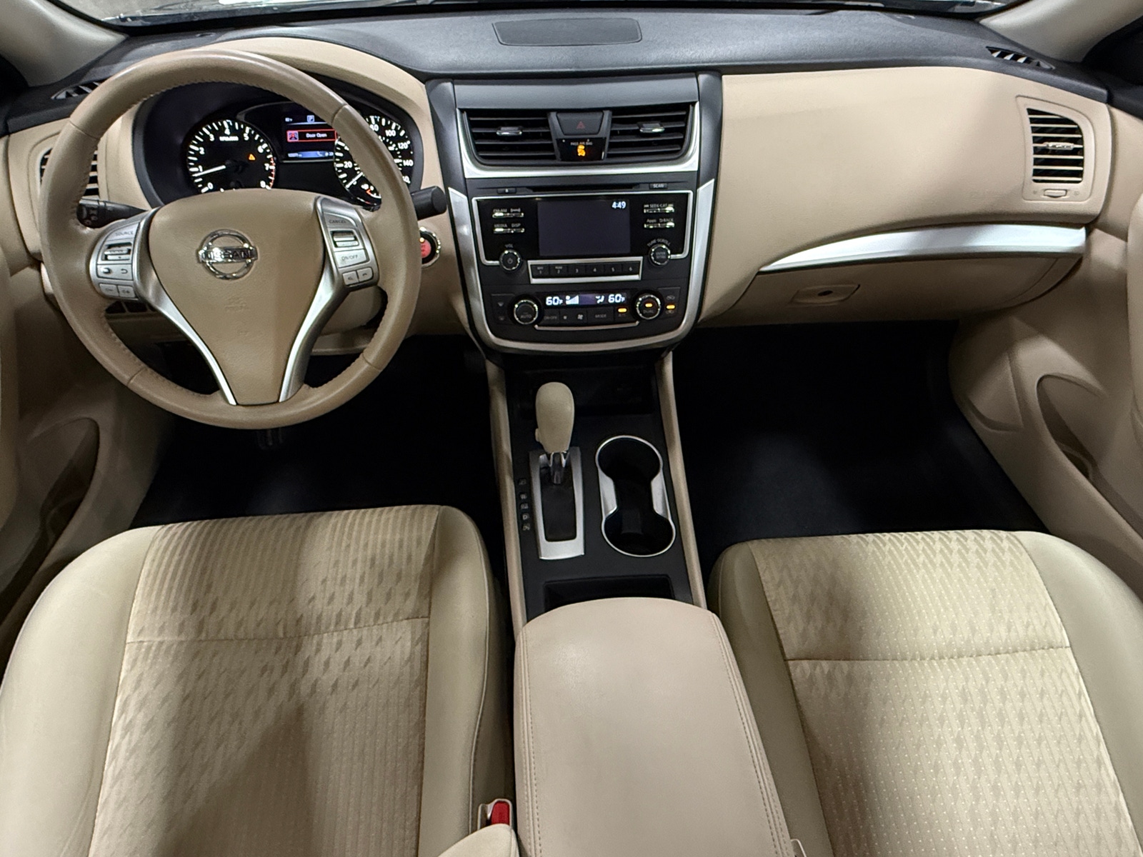 Thumbnail: 2016 Nissan Altima - 3
