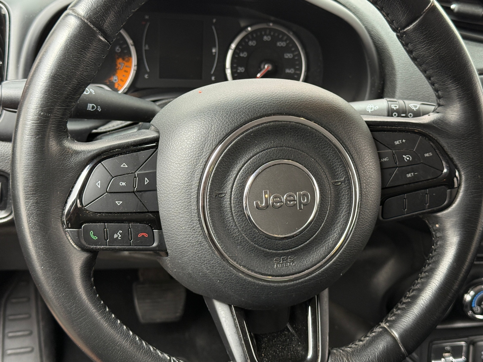 Thumbnail: 2017 Jeep Renegade - 5