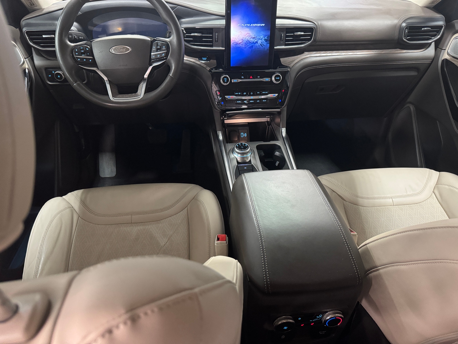 Thumbnail: 2022 Ford Explorer - 2
