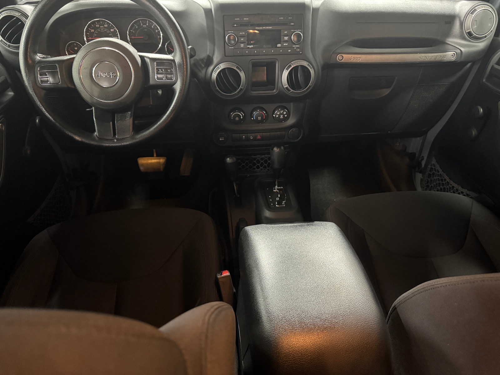 Thumbnail: 2015 Jeep Wrangler - 3