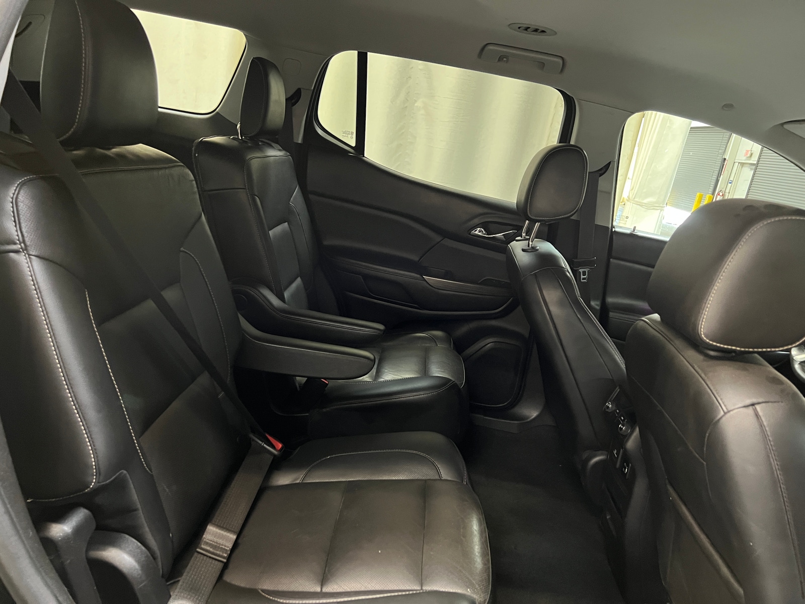 Thumbnail: 2017 GMC Acadia - 5