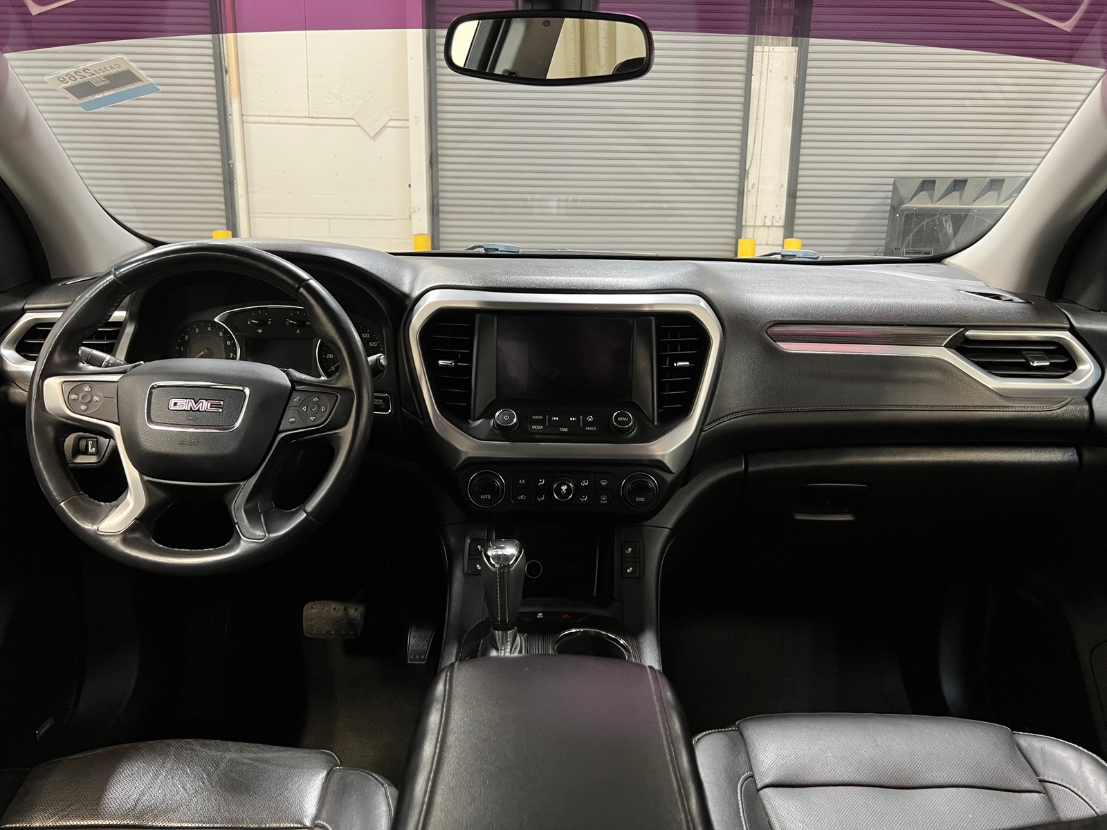 Thumbnail: 2017 GMC Acadia - 2