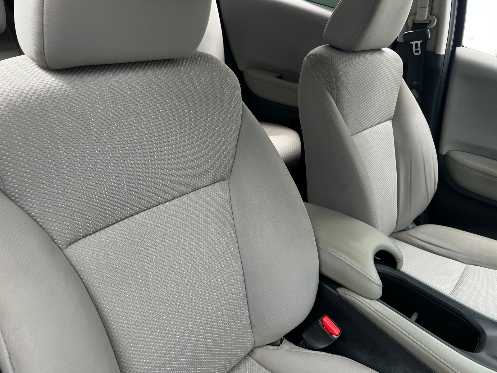 Thumbnail: 2016 Honda HR-V - 2