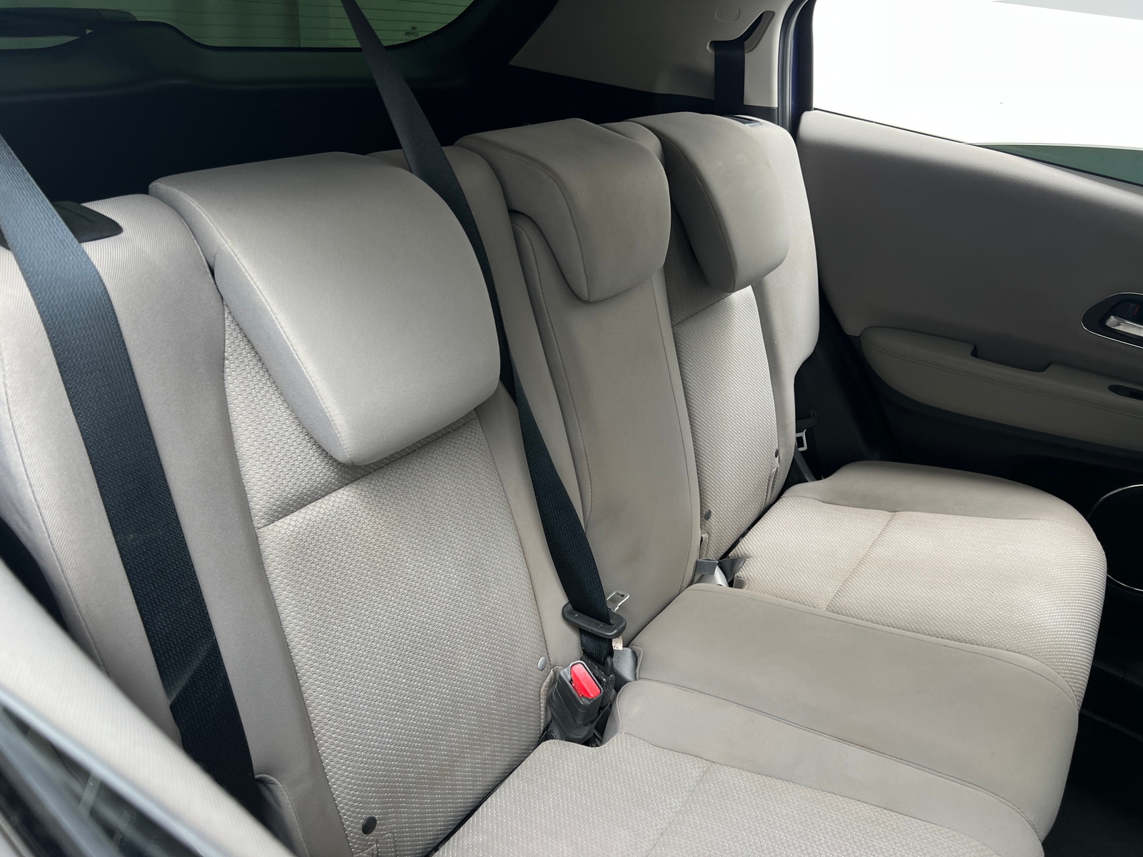 Thumbnail: 2016 Honda HR-V - 6