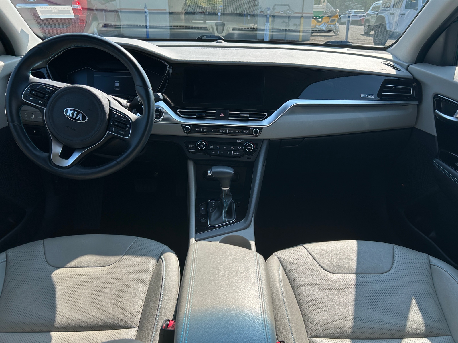Thumbnail: 2020 Kia Niro - 2
