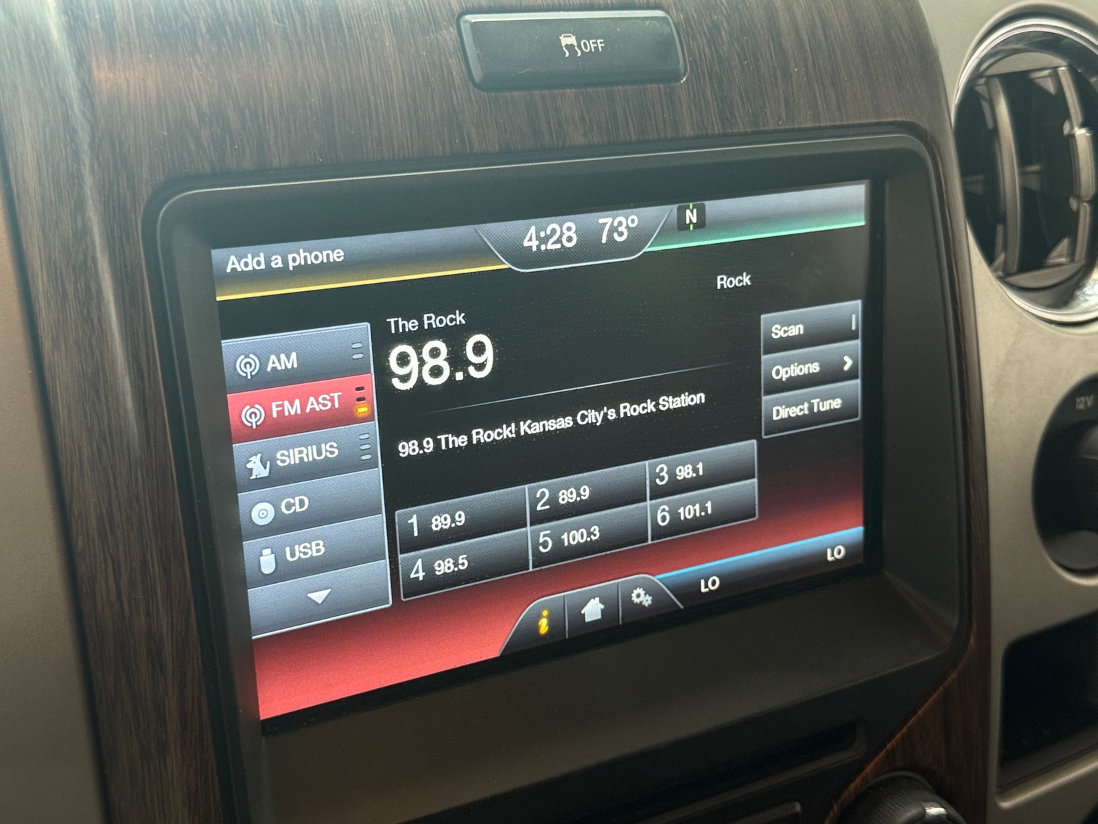 Thumbnail: 2013 Ford Econoline - 3