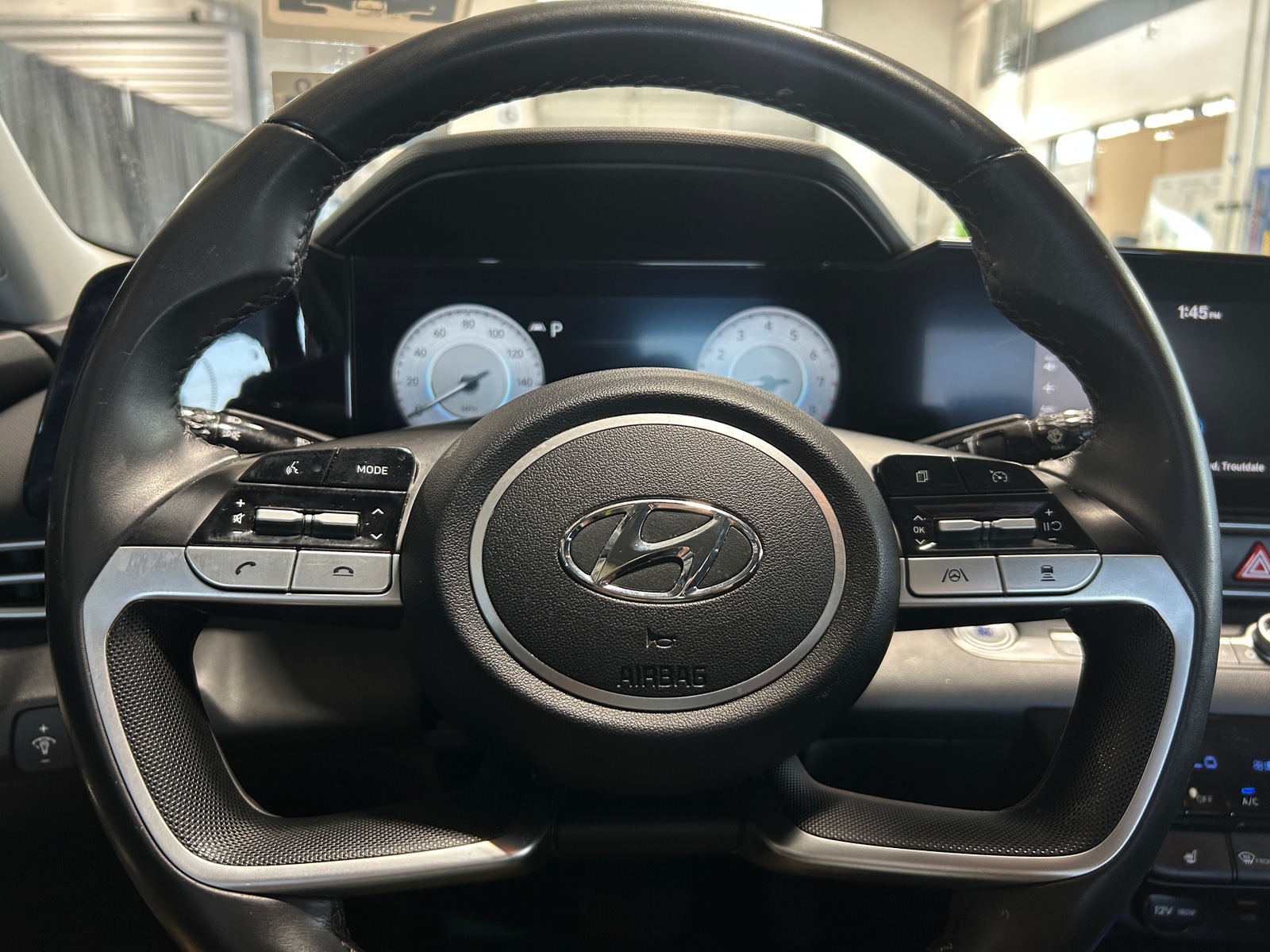 Thumbnail: 2023 Hyundai Elantra - 5