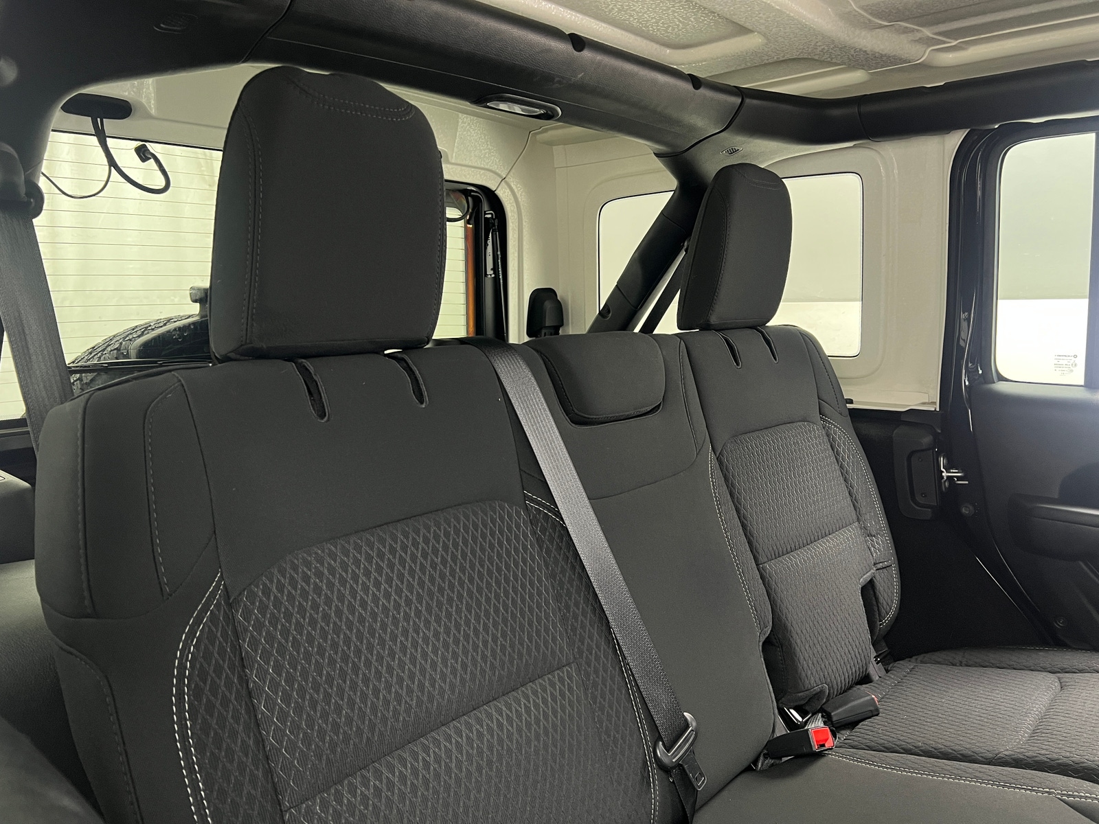 Thumbnail: 2021 Jeep Wrangler - 6