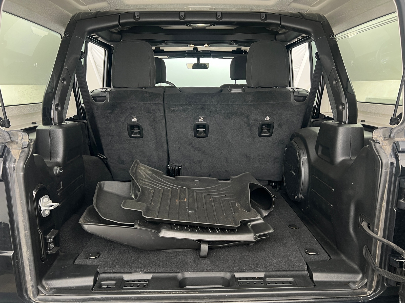 Thumbnail: 2021 Jeep Wrangler - 7
