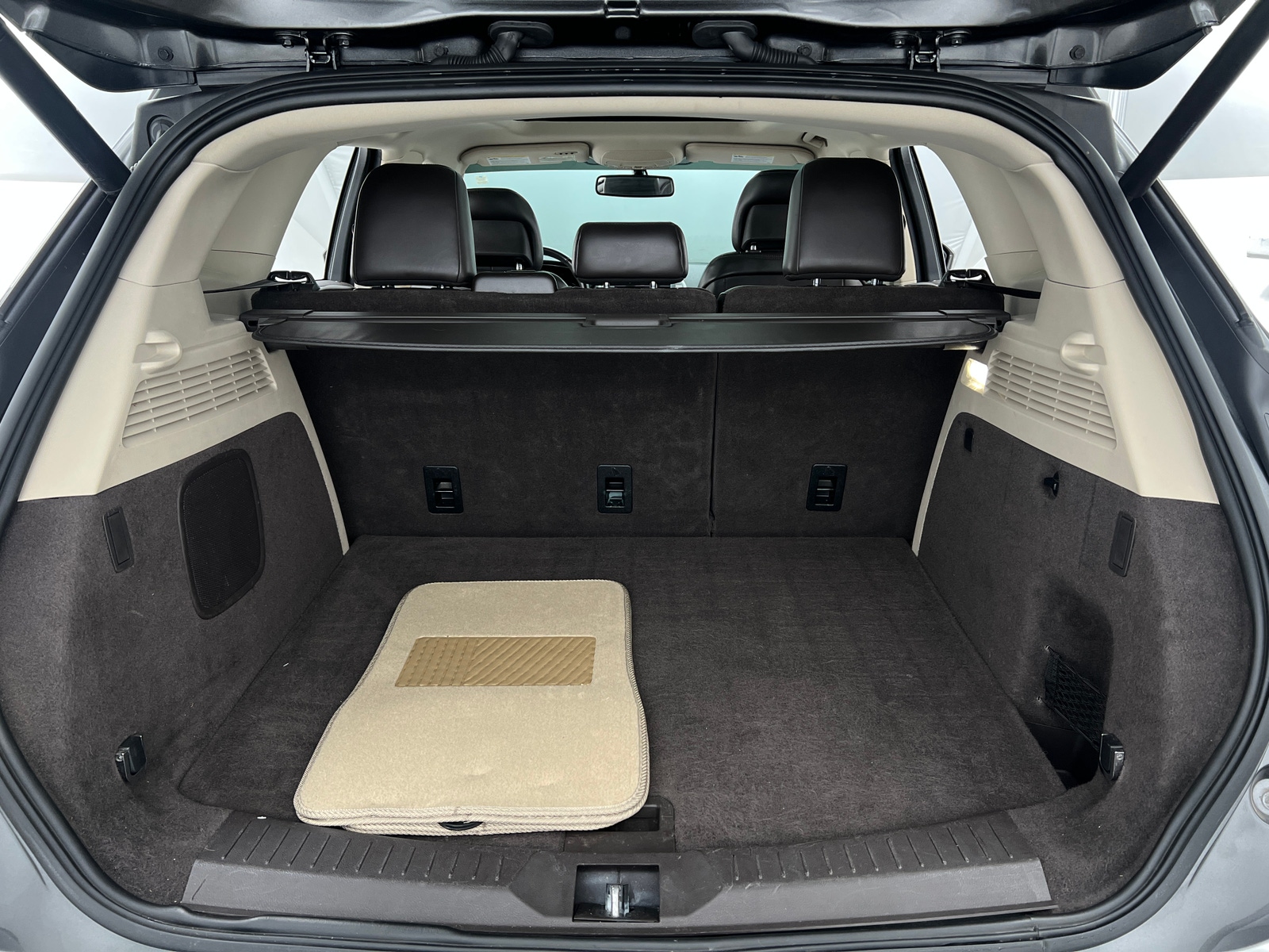 Thumbnail: 2019 Lincoln MKC - 6