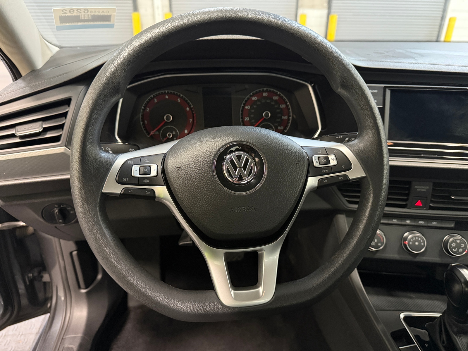 Thumbnail: 2019 Volkswagen Jetta - 5